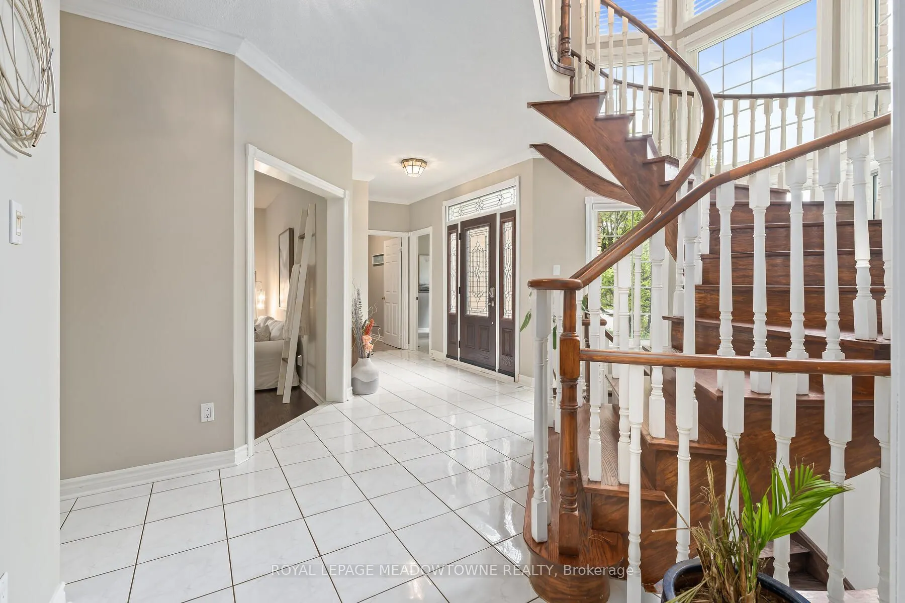 3 Thomas Court