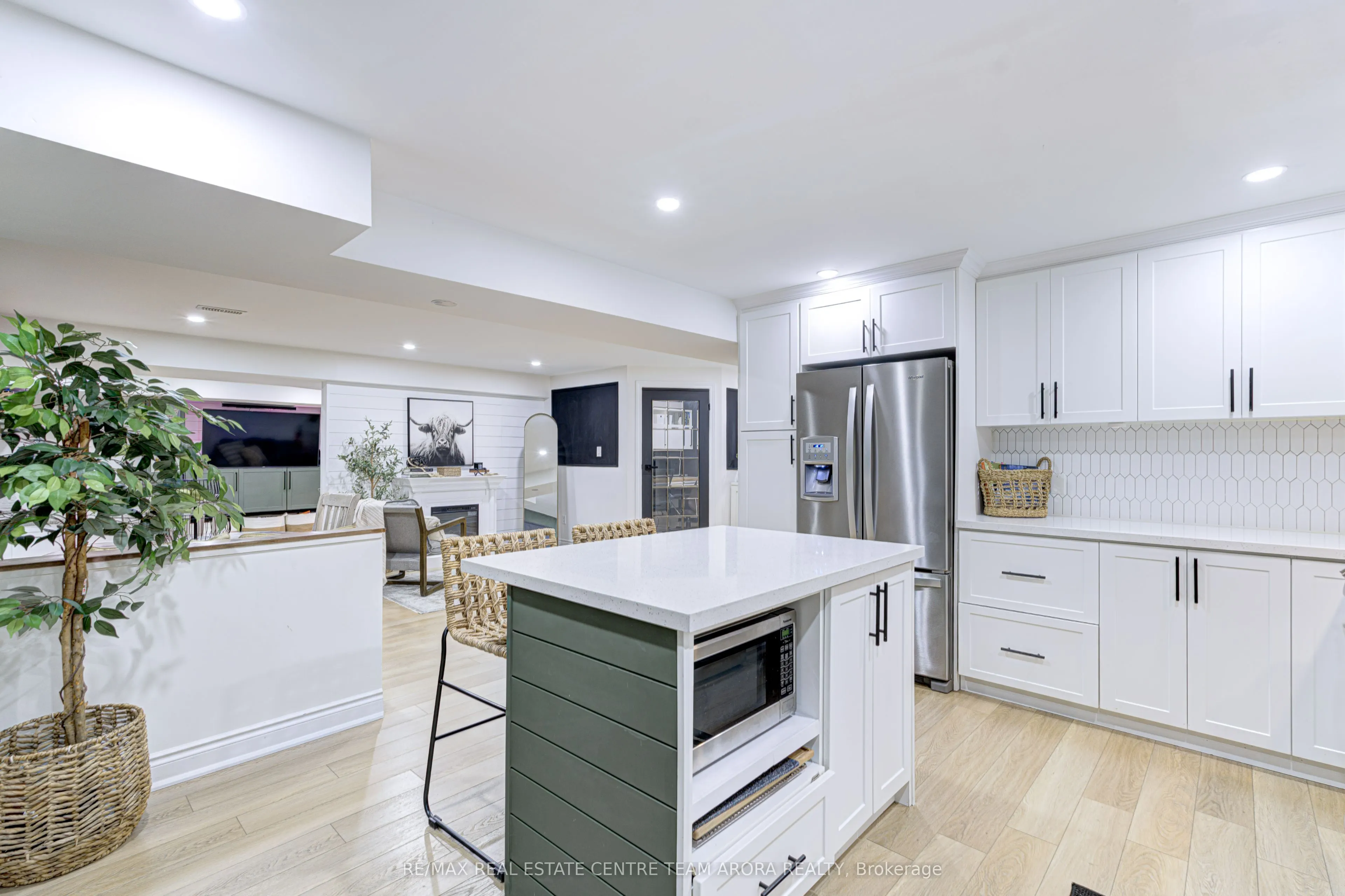 8 Haywood Drive