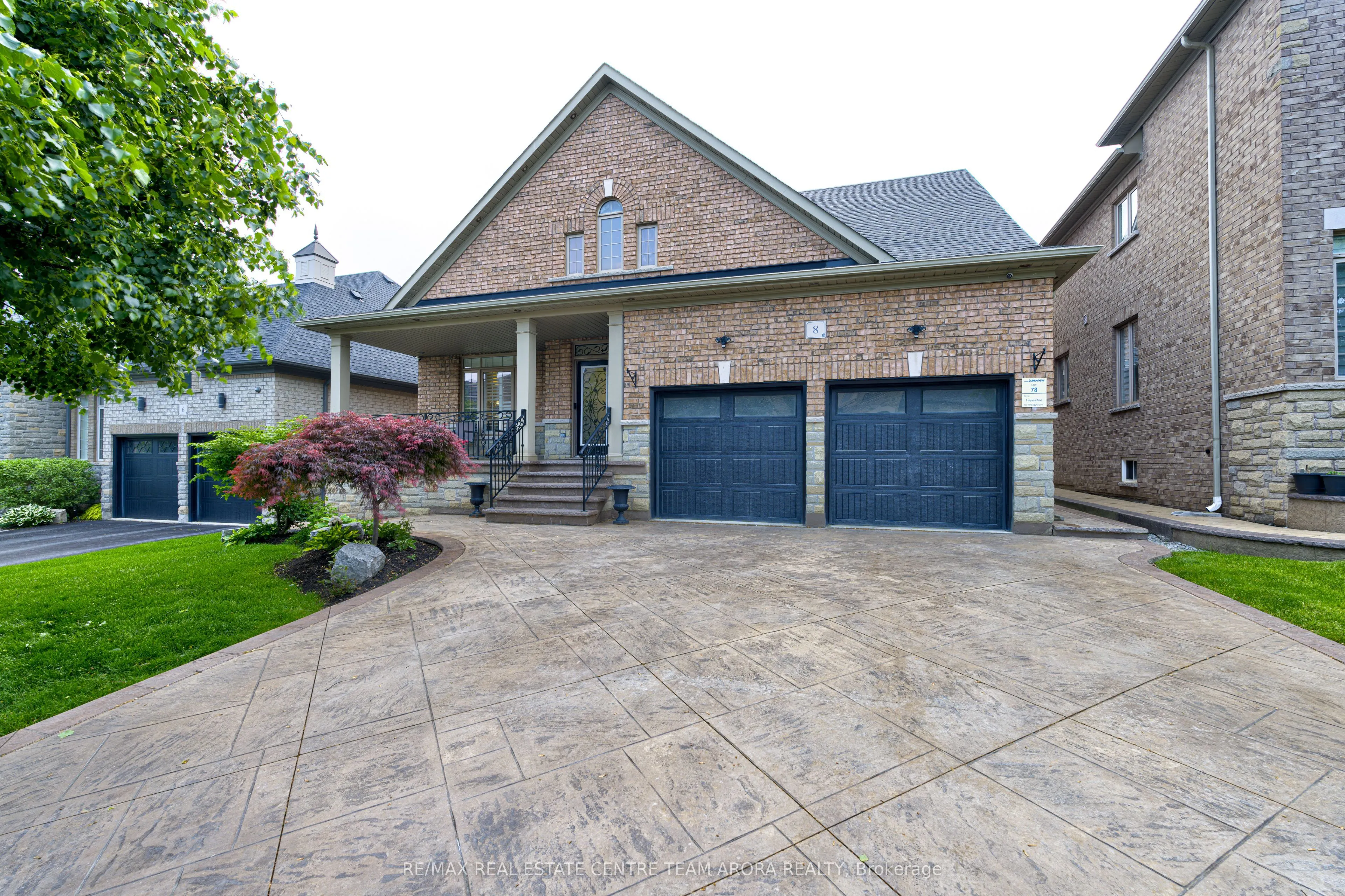 8 Haywood Drive