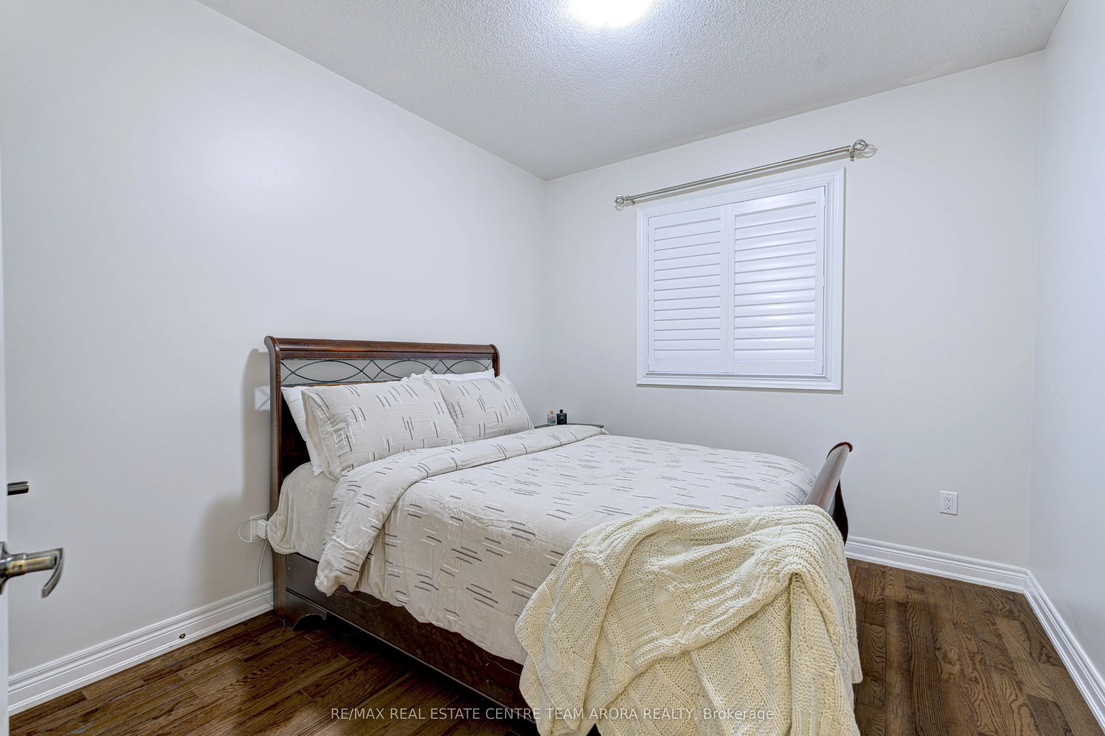 8 Haywood Drive