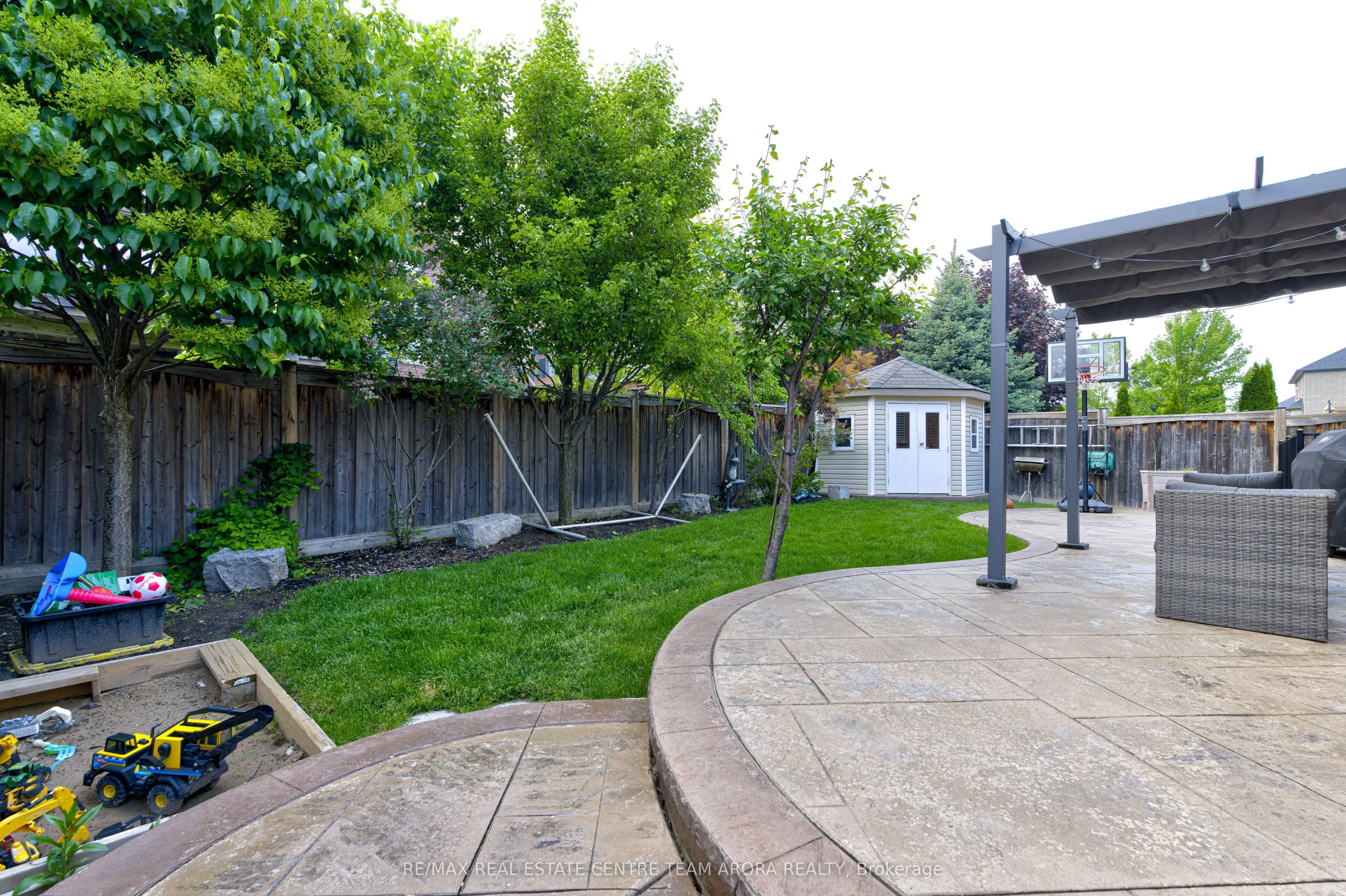 8 Haywood Drive