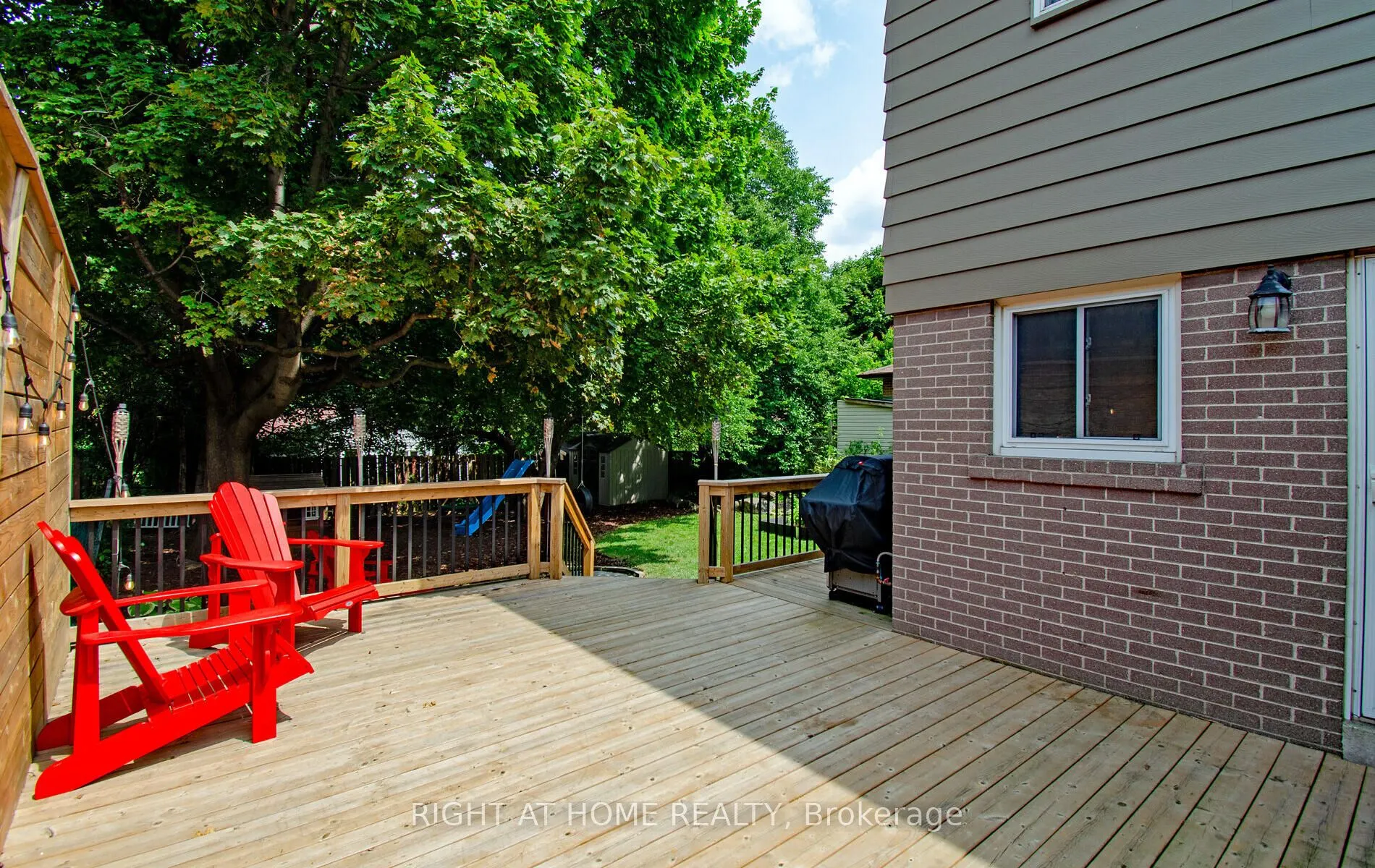 164 McMurchy Avenue S