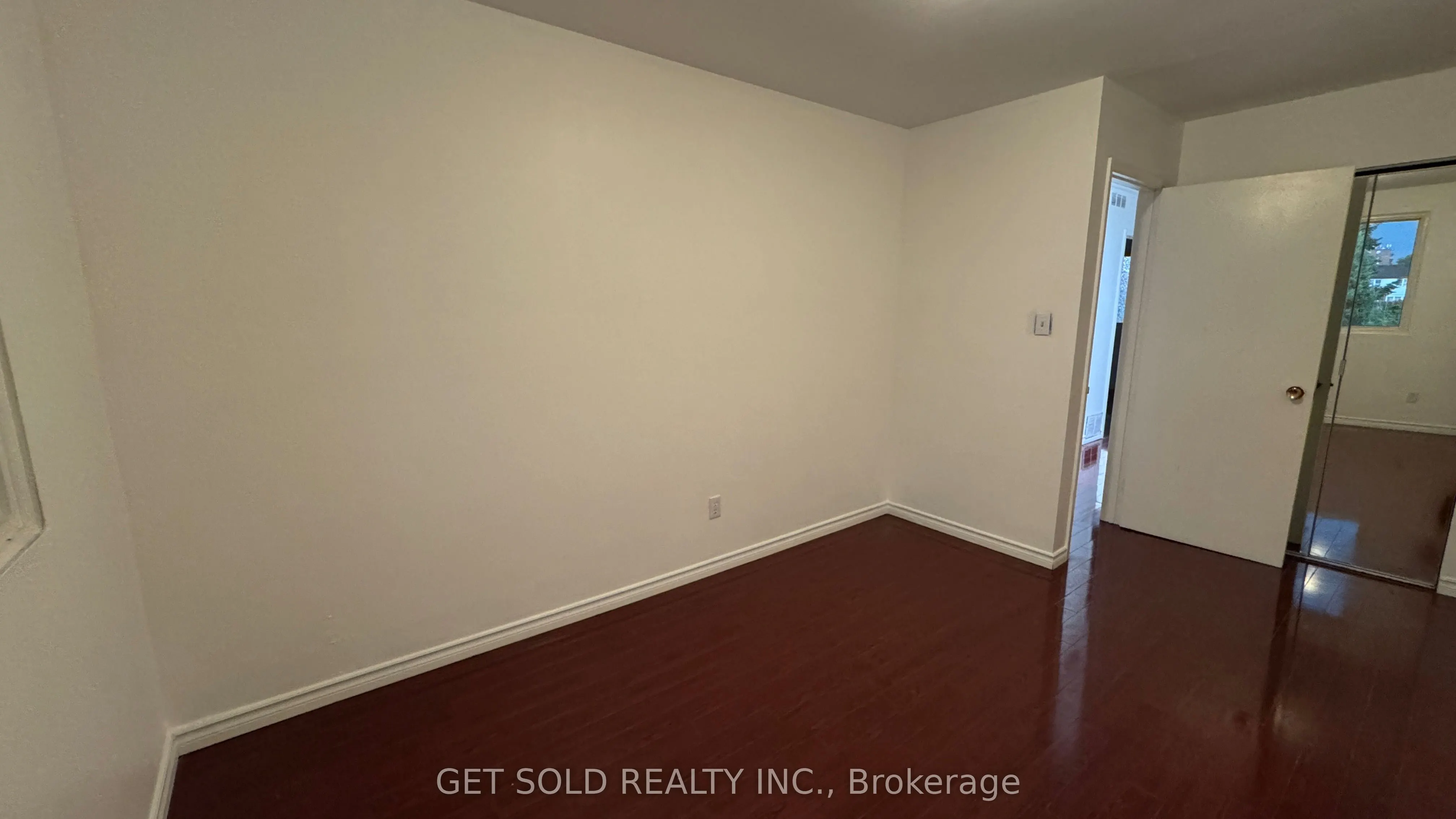 7560 Goreway Drive, #30