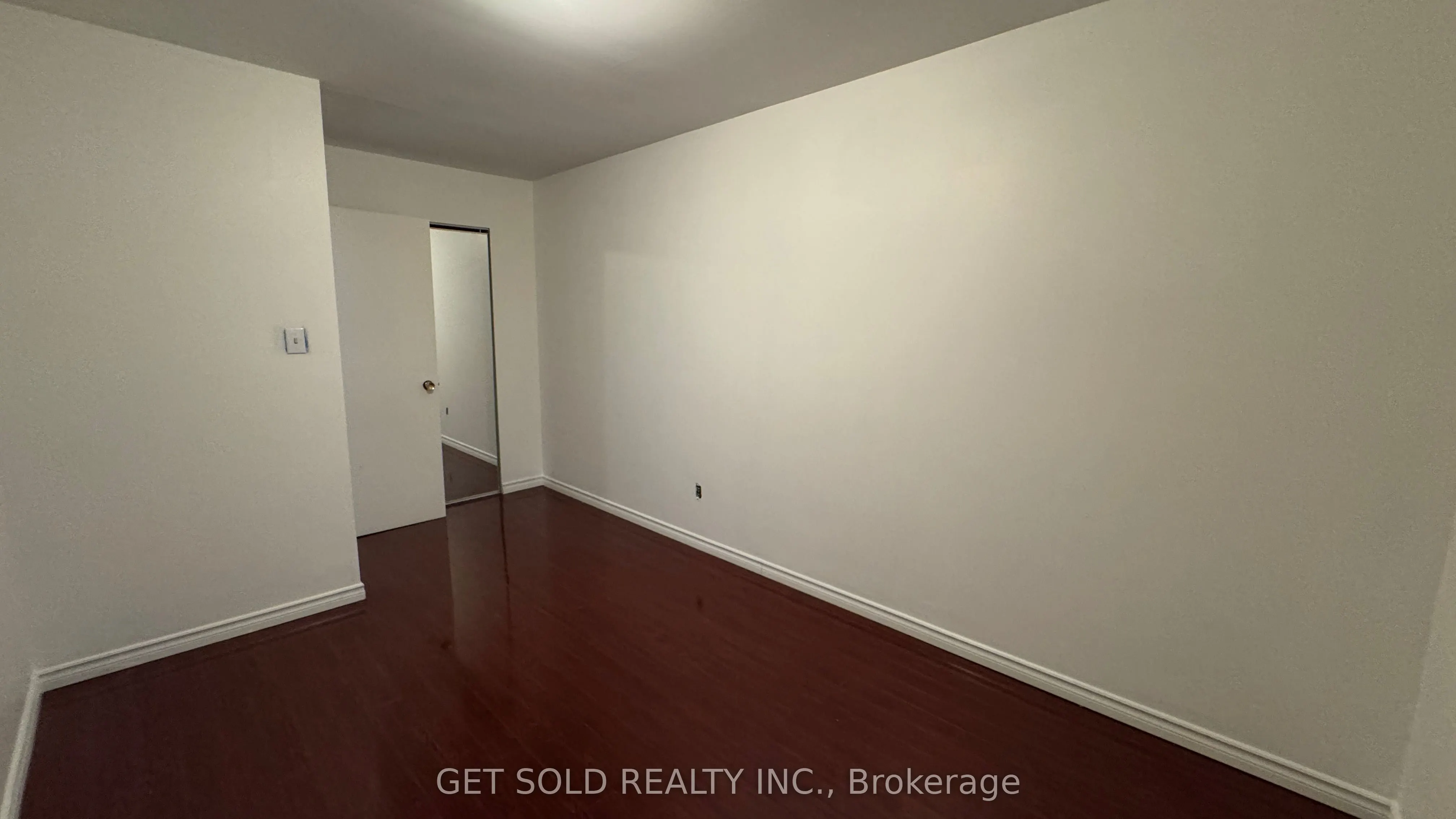 7560 Goreway Drive, #30