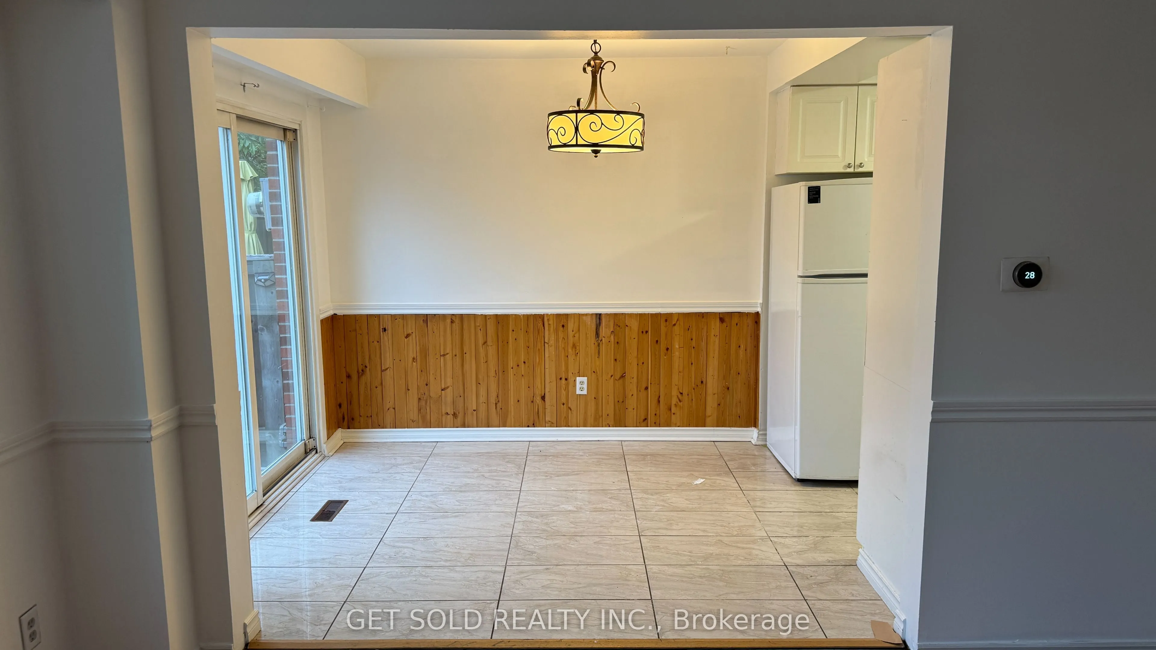 7560 Goreway Drive, #30