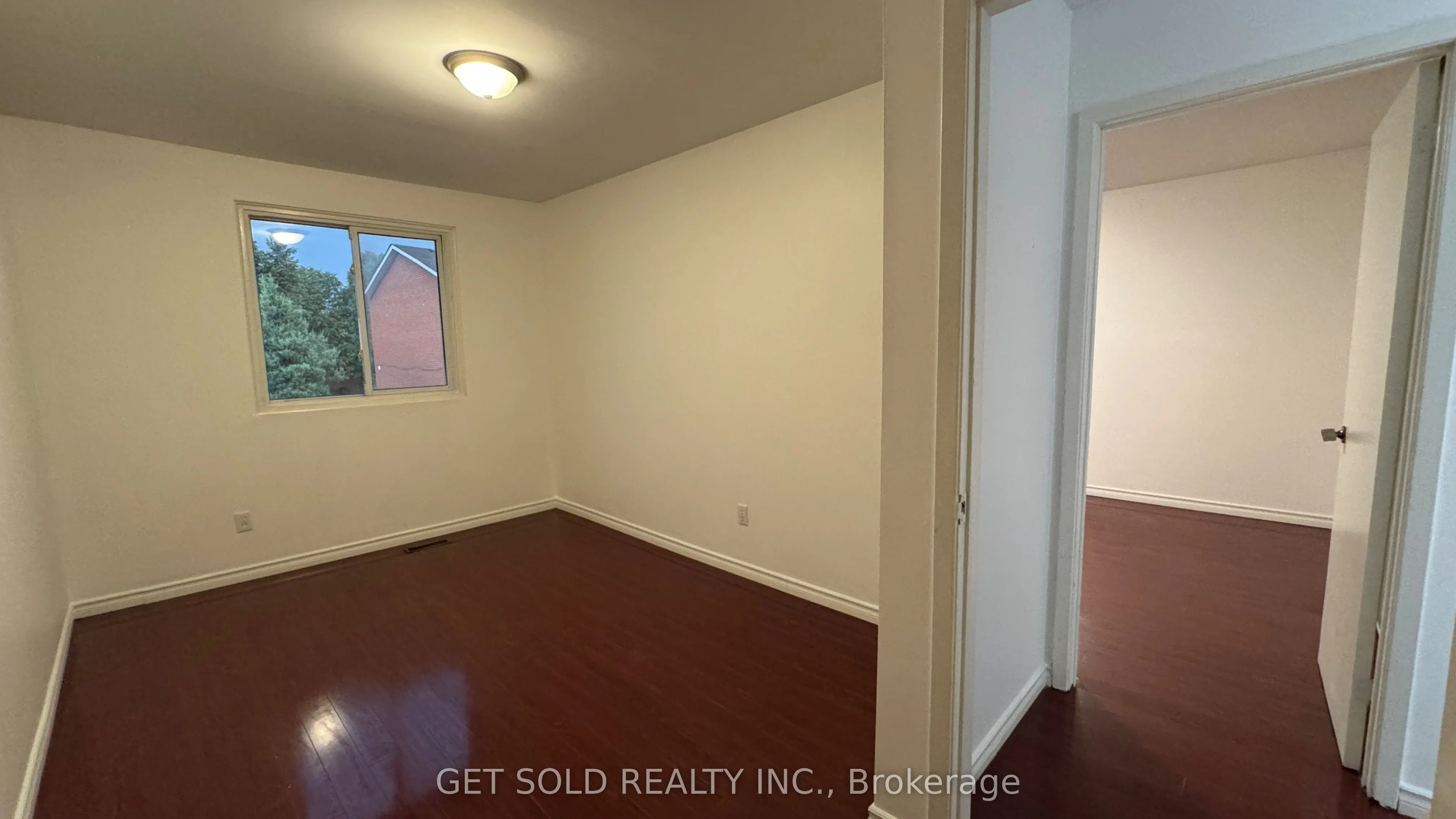 7560 Goreway Drive, #30