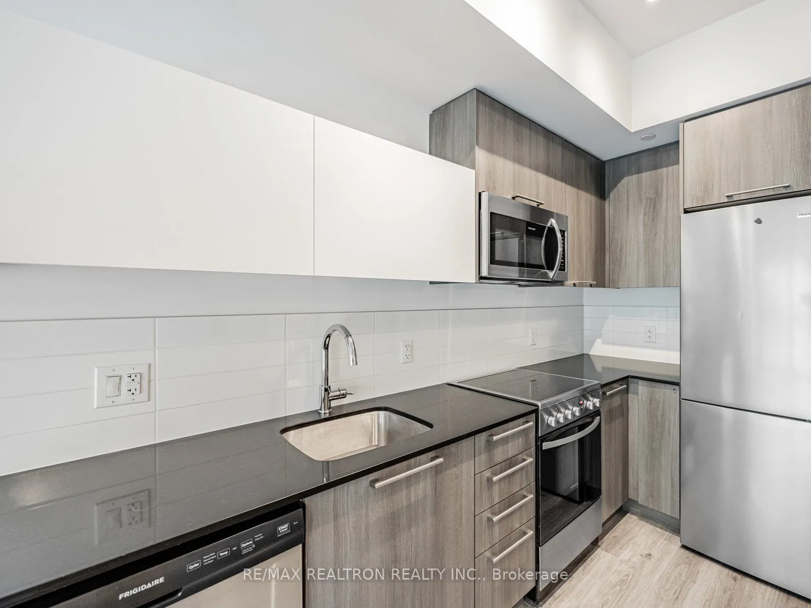 25 Neighbourhood Lane, #205