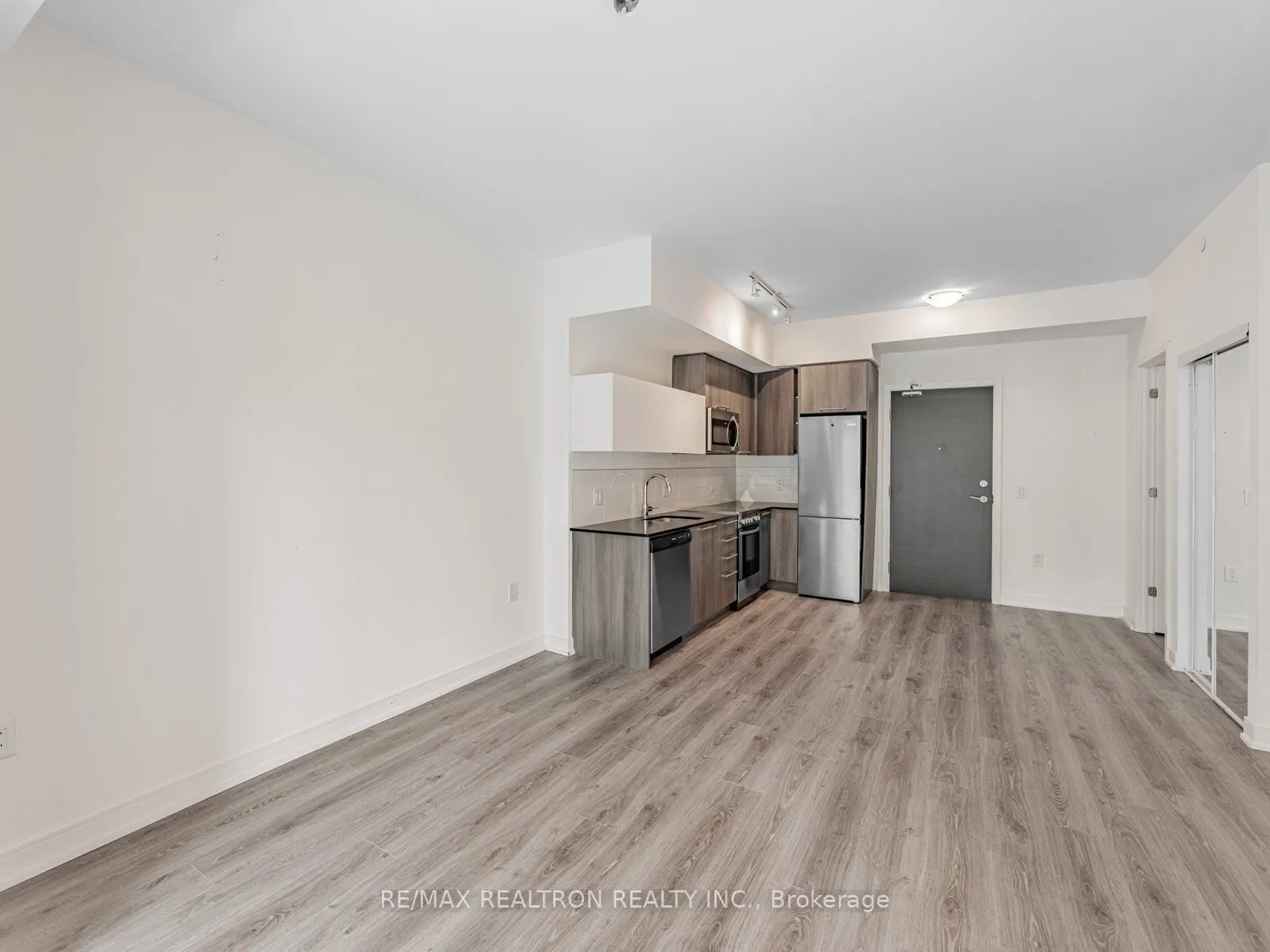 25 Neighbourhood Lane, #205