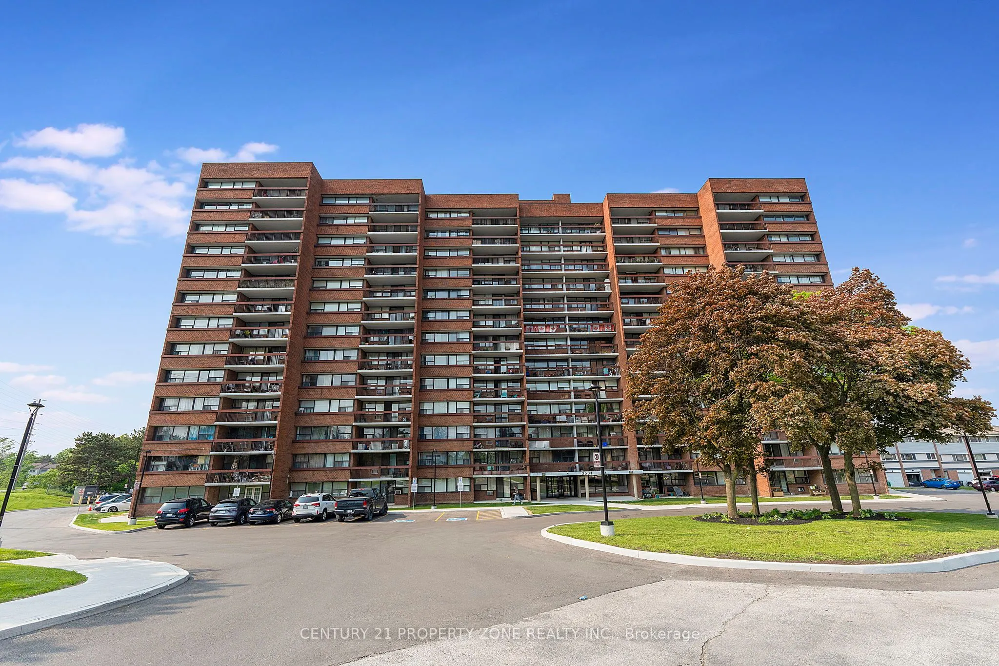 3501 Glen Erin Drive, #905