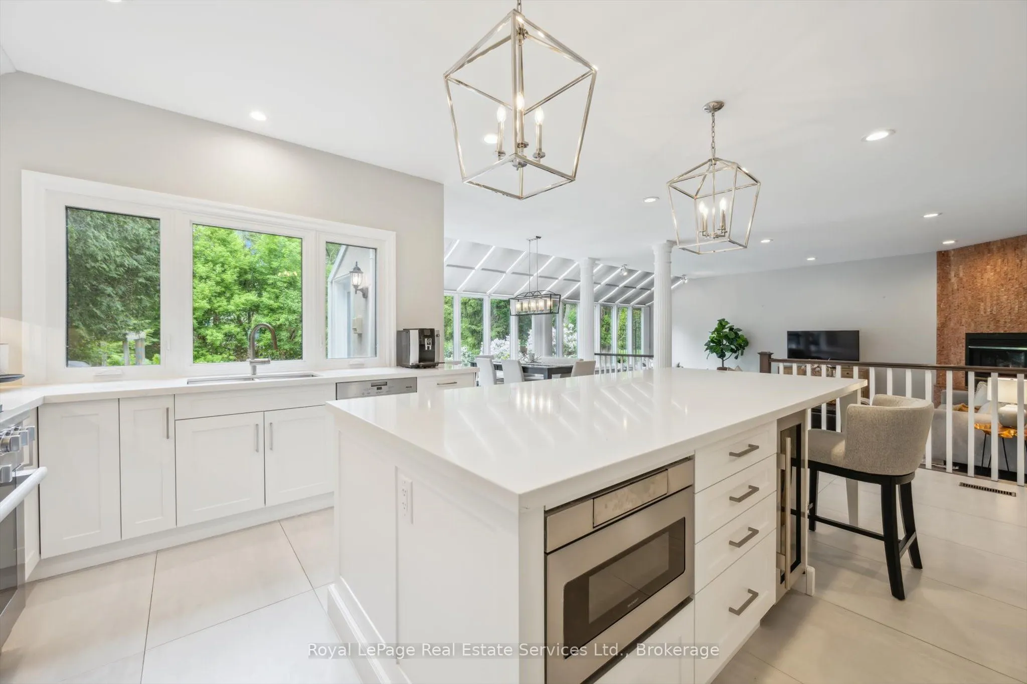 480 CHARTWELL Road