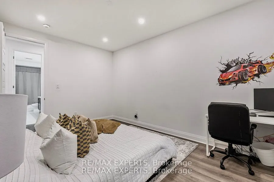 1411 Lobelia Crescent