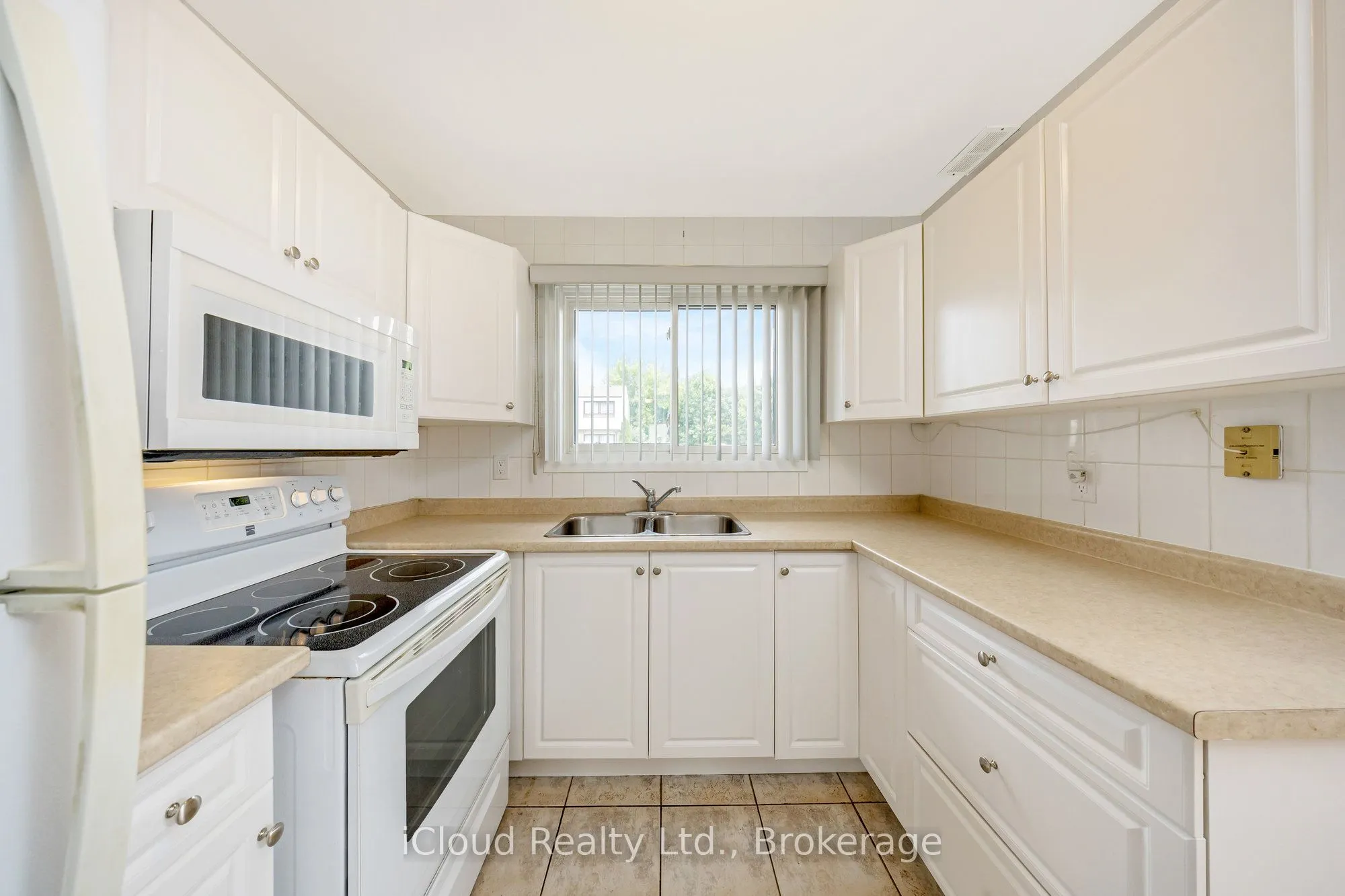 108 Sinclair Avenue, #1