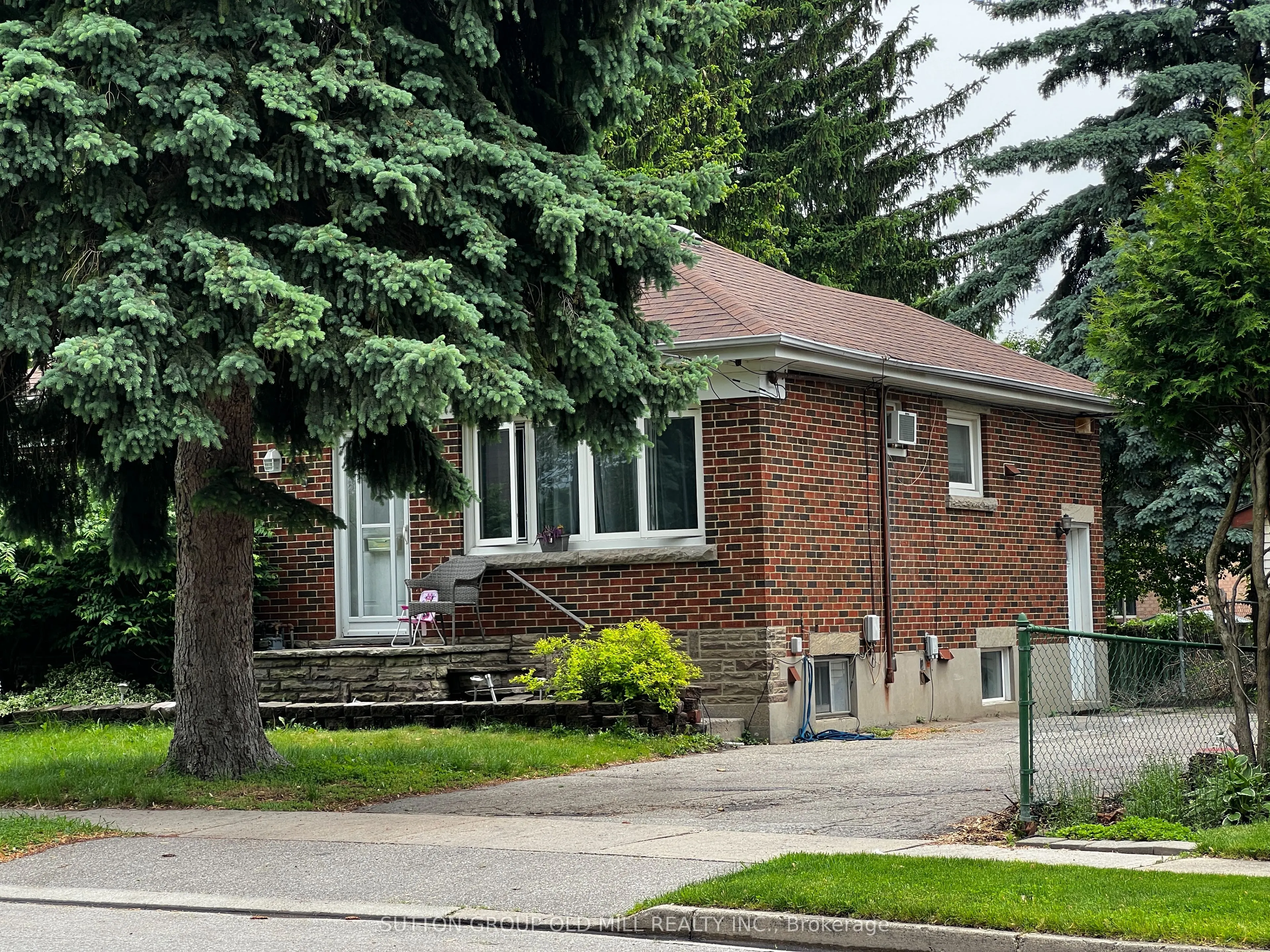 9 Rogers Road