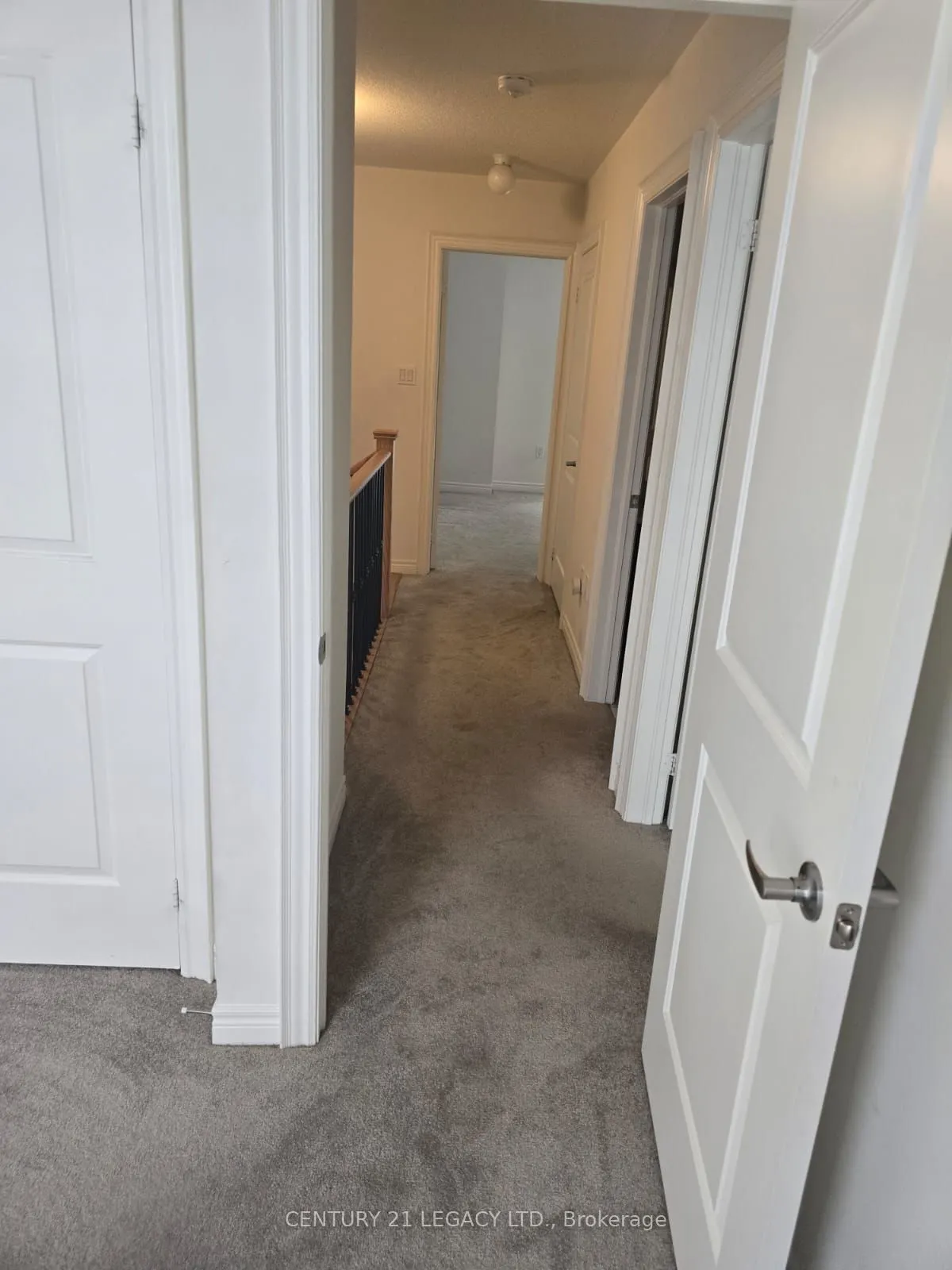 4 Queenpost Drive