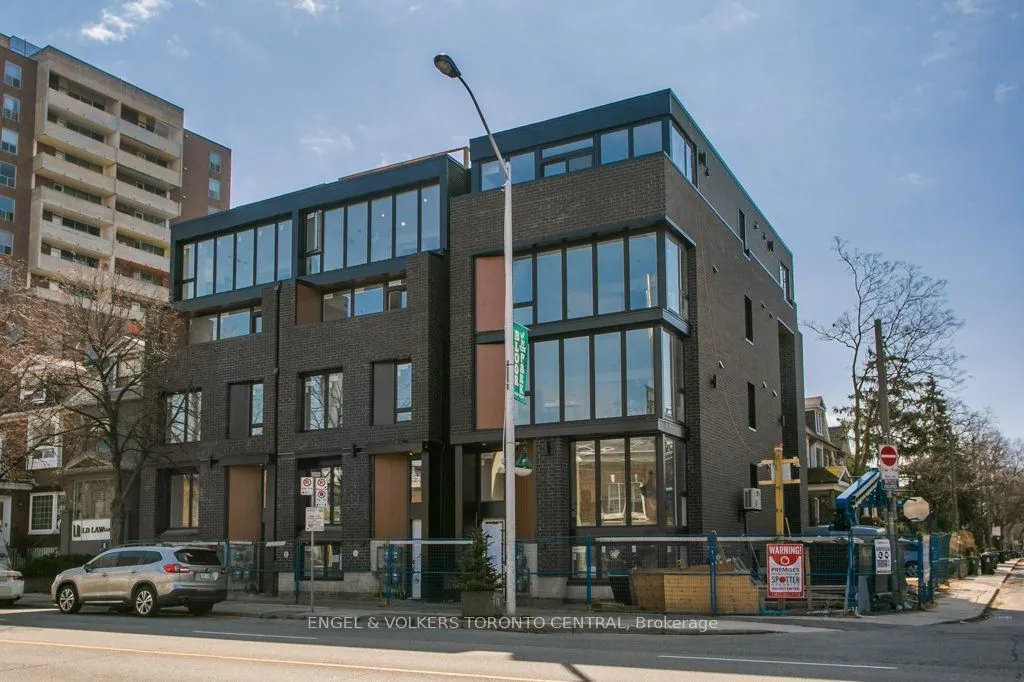 1555 Bloor Street W, #4