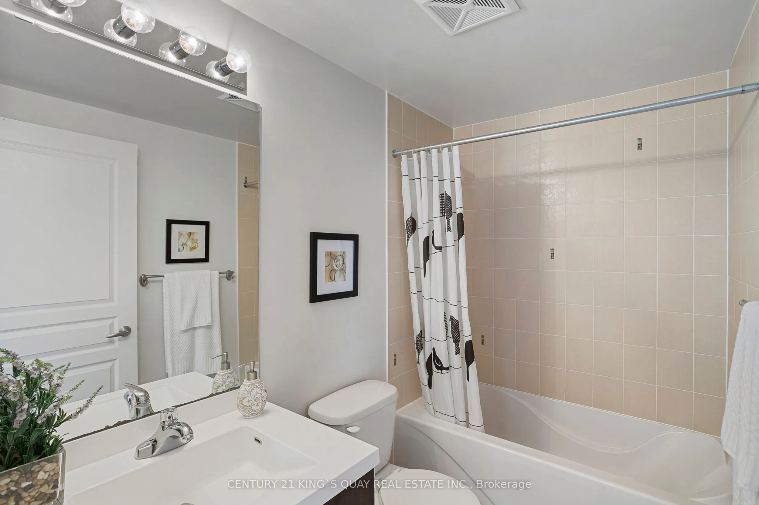 2240 Lake Shore Boulevard W #2904