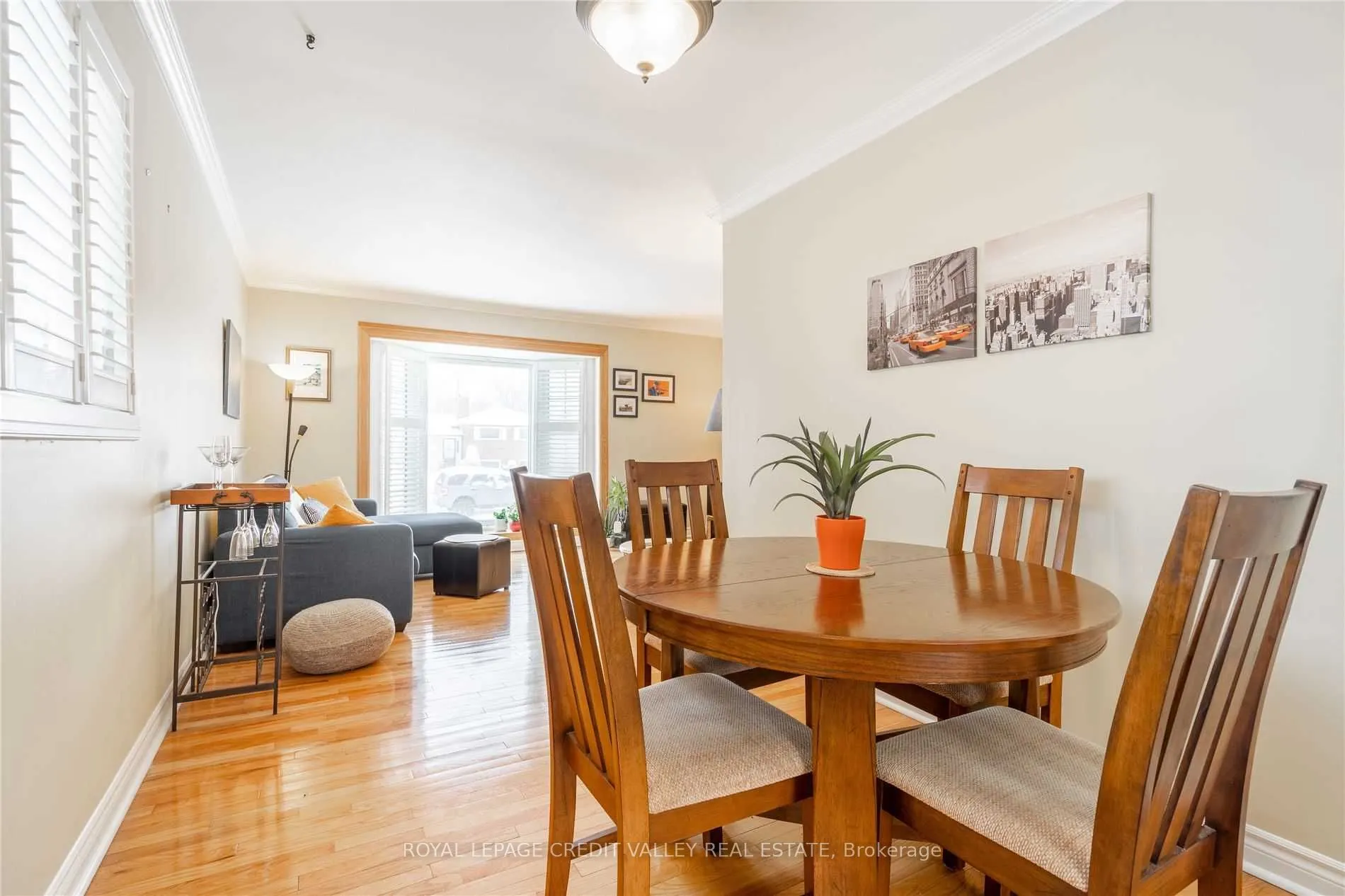 535 Taplow Crescent