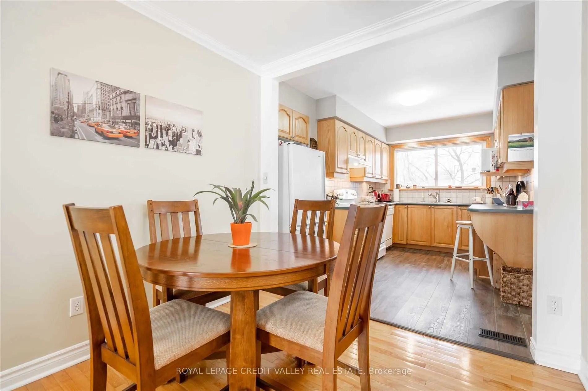 535 Taplow Crescent