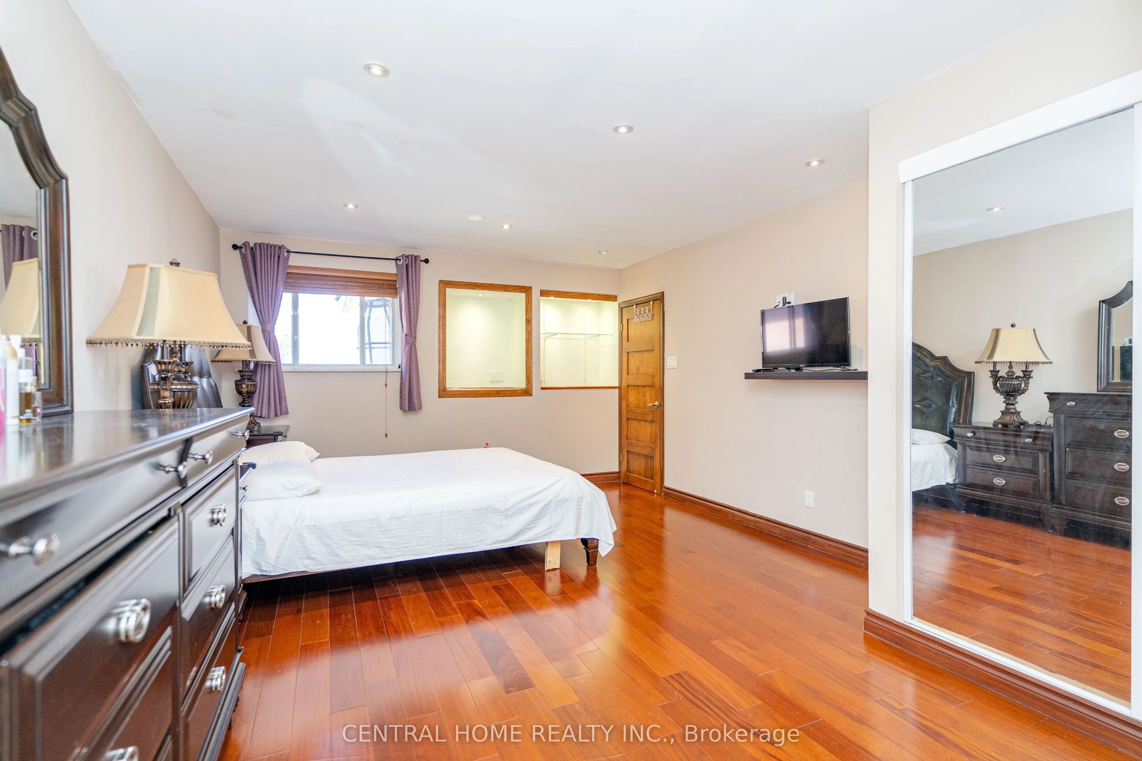 20 Bridgenorth Crescent