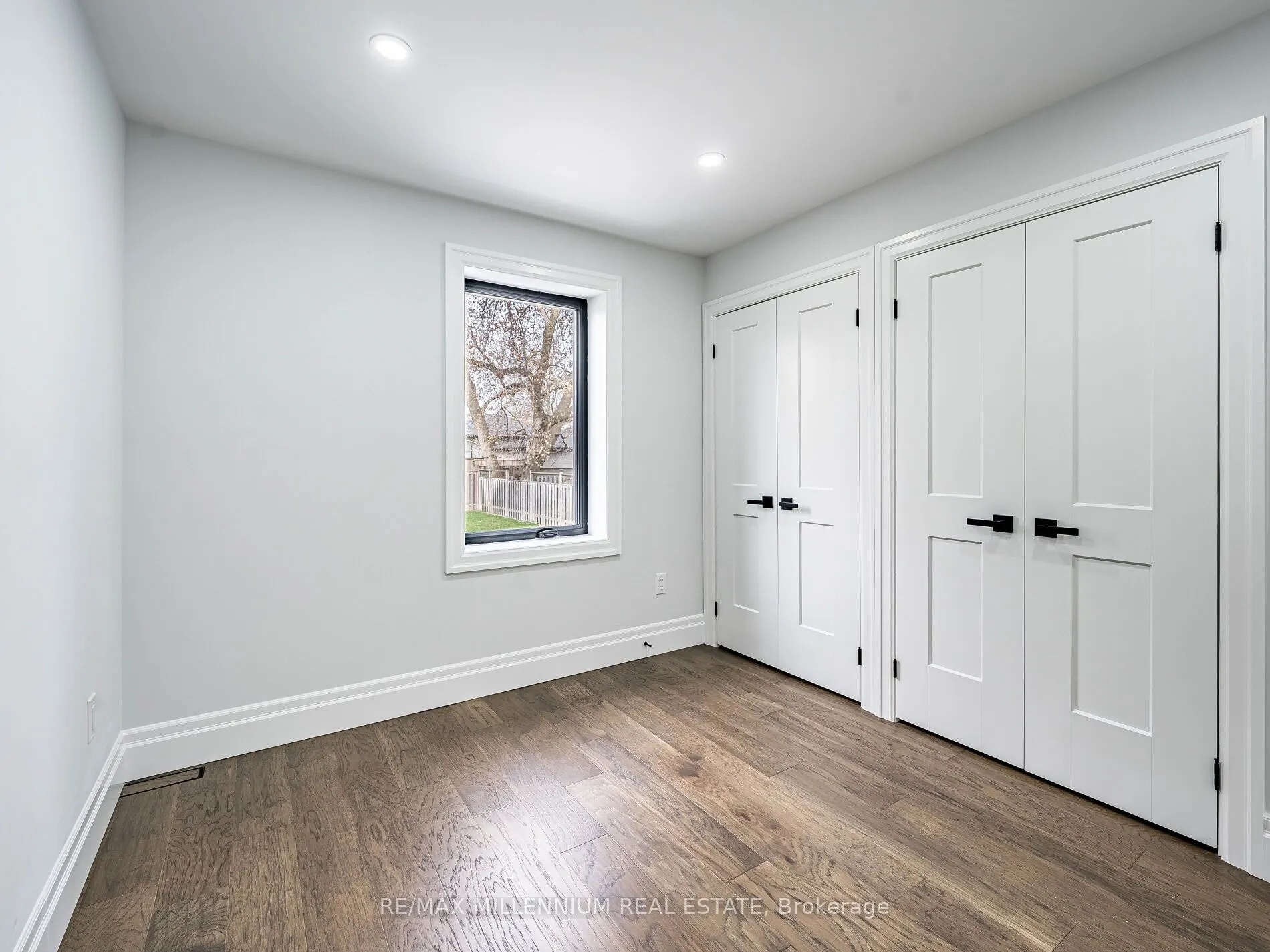 24 Treeview Drive