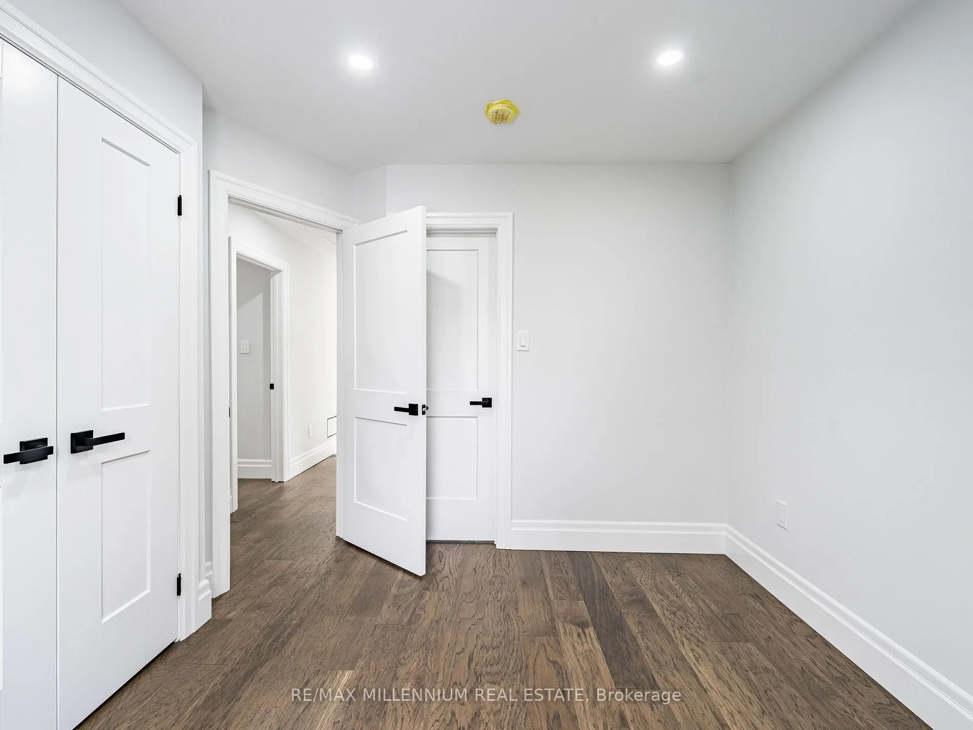 24 Treeview Drive
