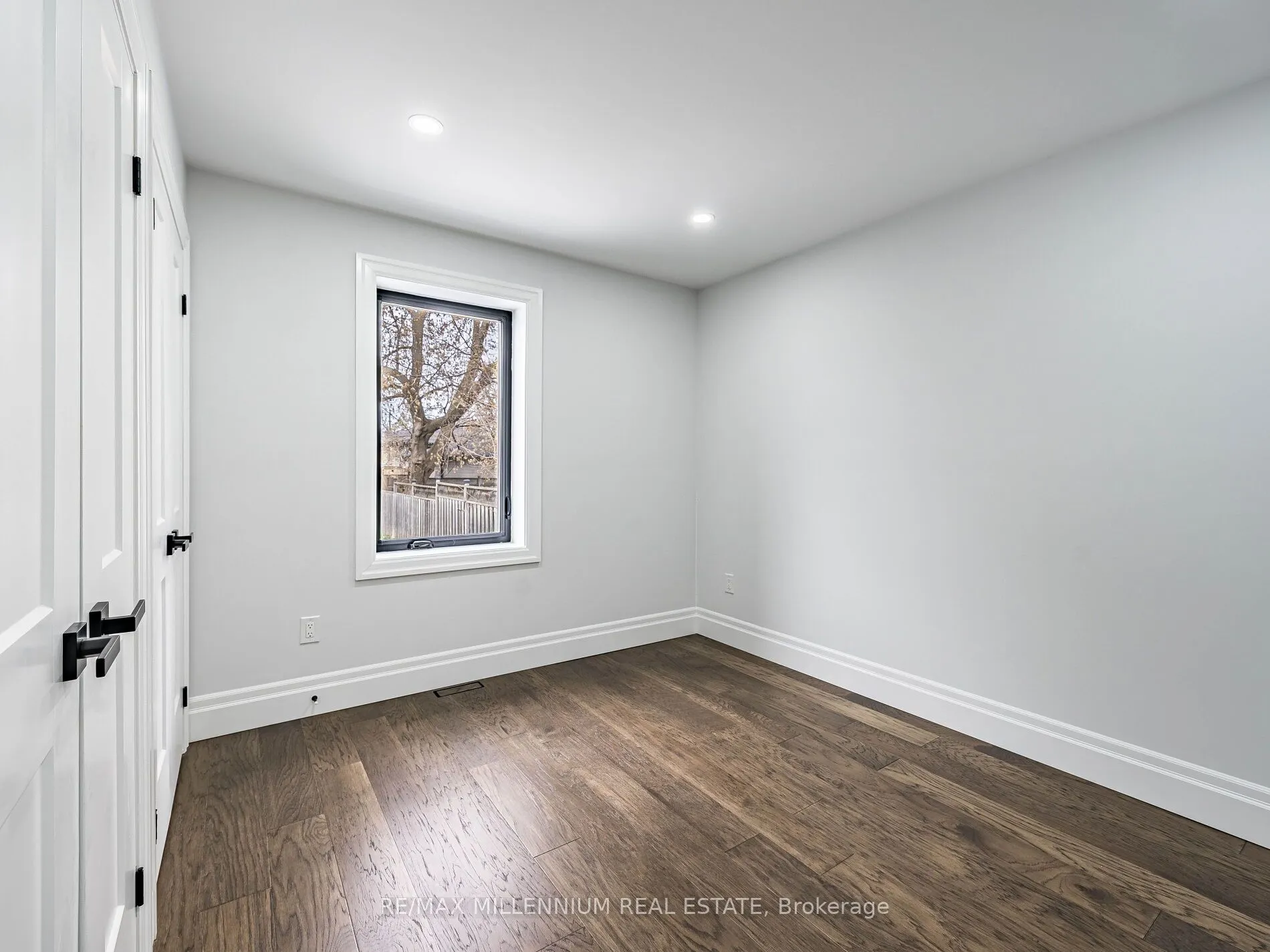 24 Treeview Drive