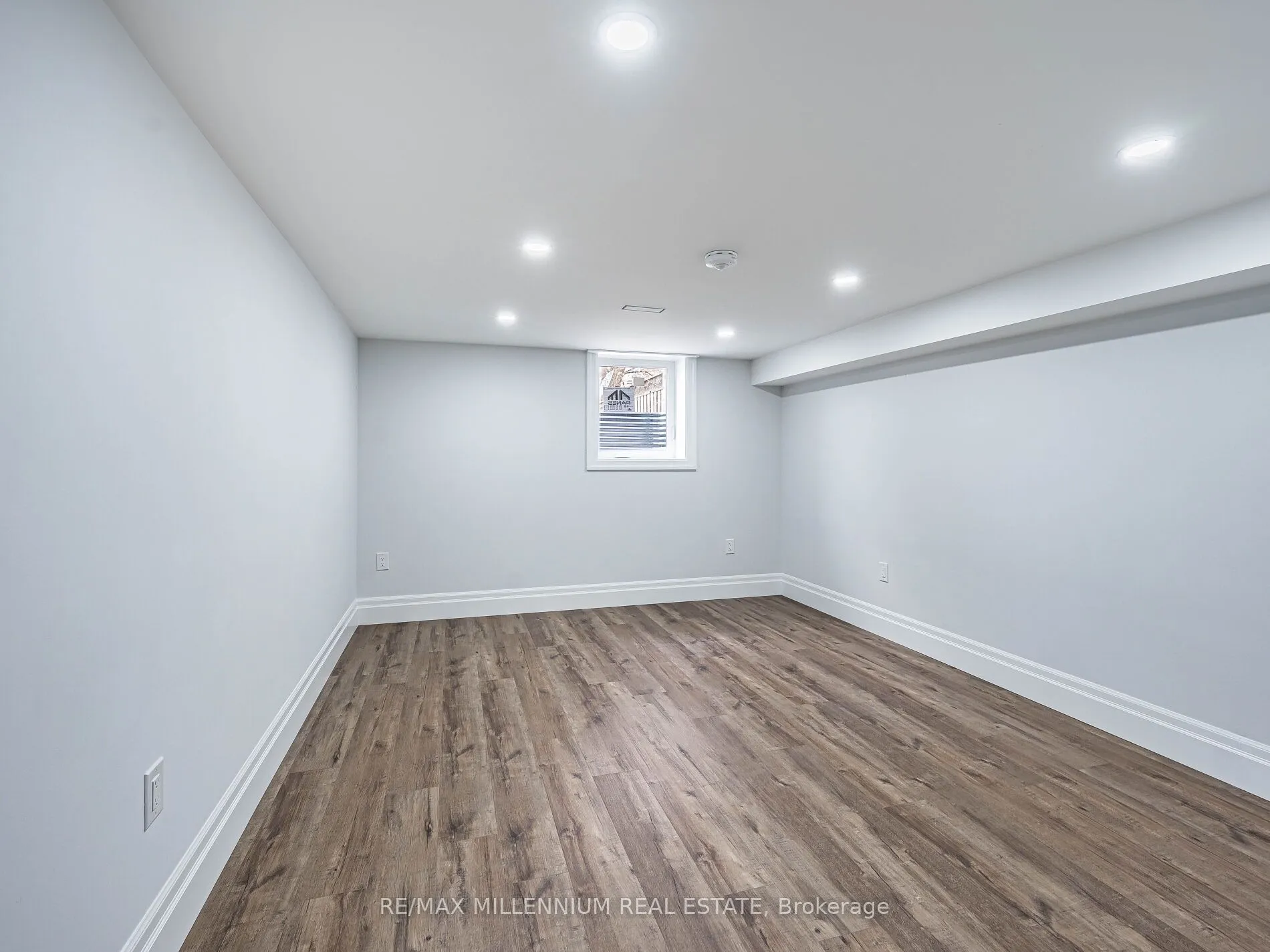 24 Treeview Drive
