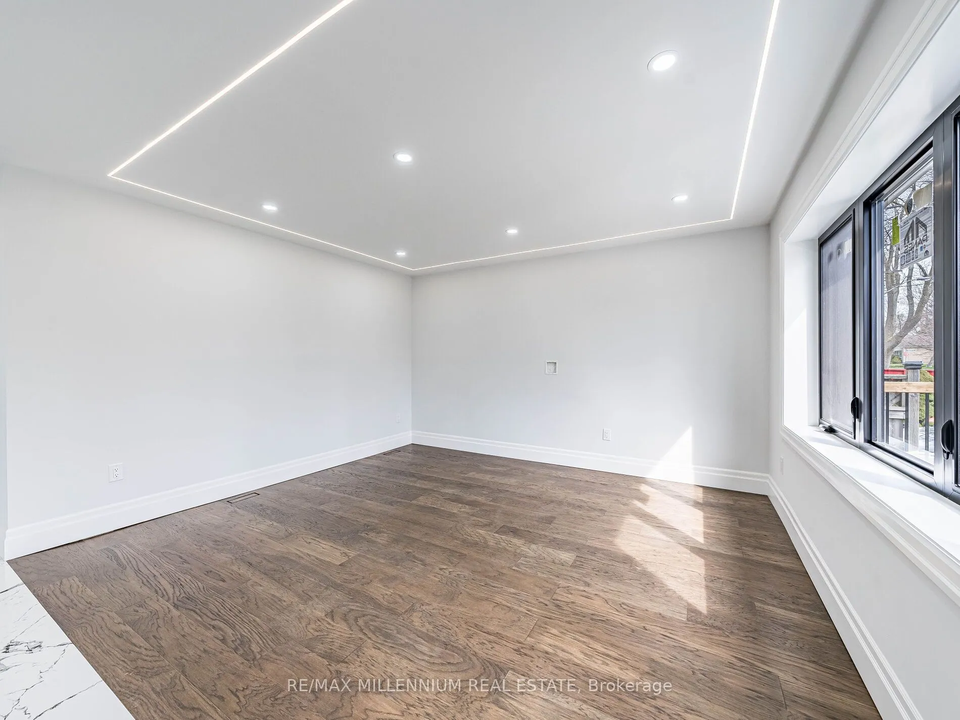 24 Treeview Drive