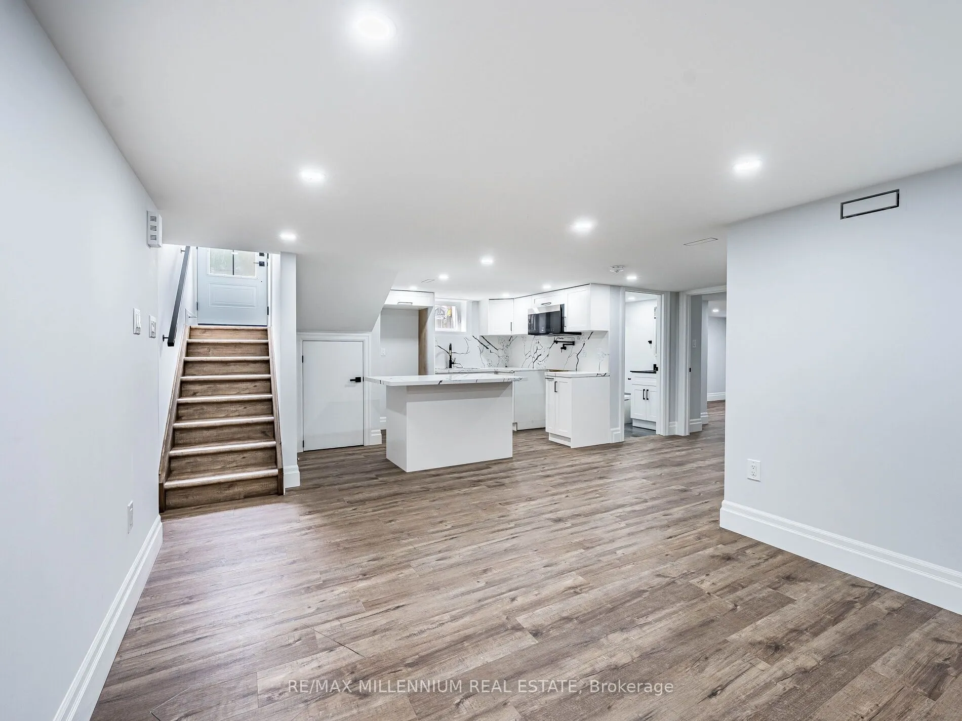 24 Treeview Drive