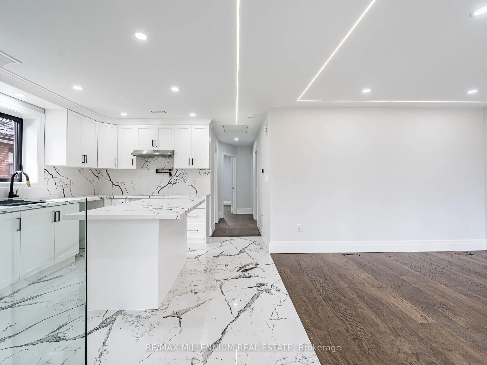 24 Treeview Drive
