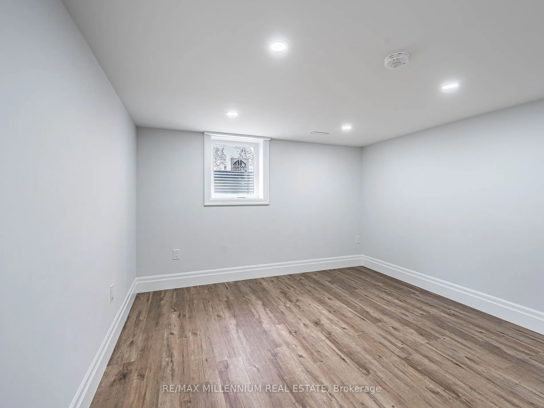 24 Treeview Drive