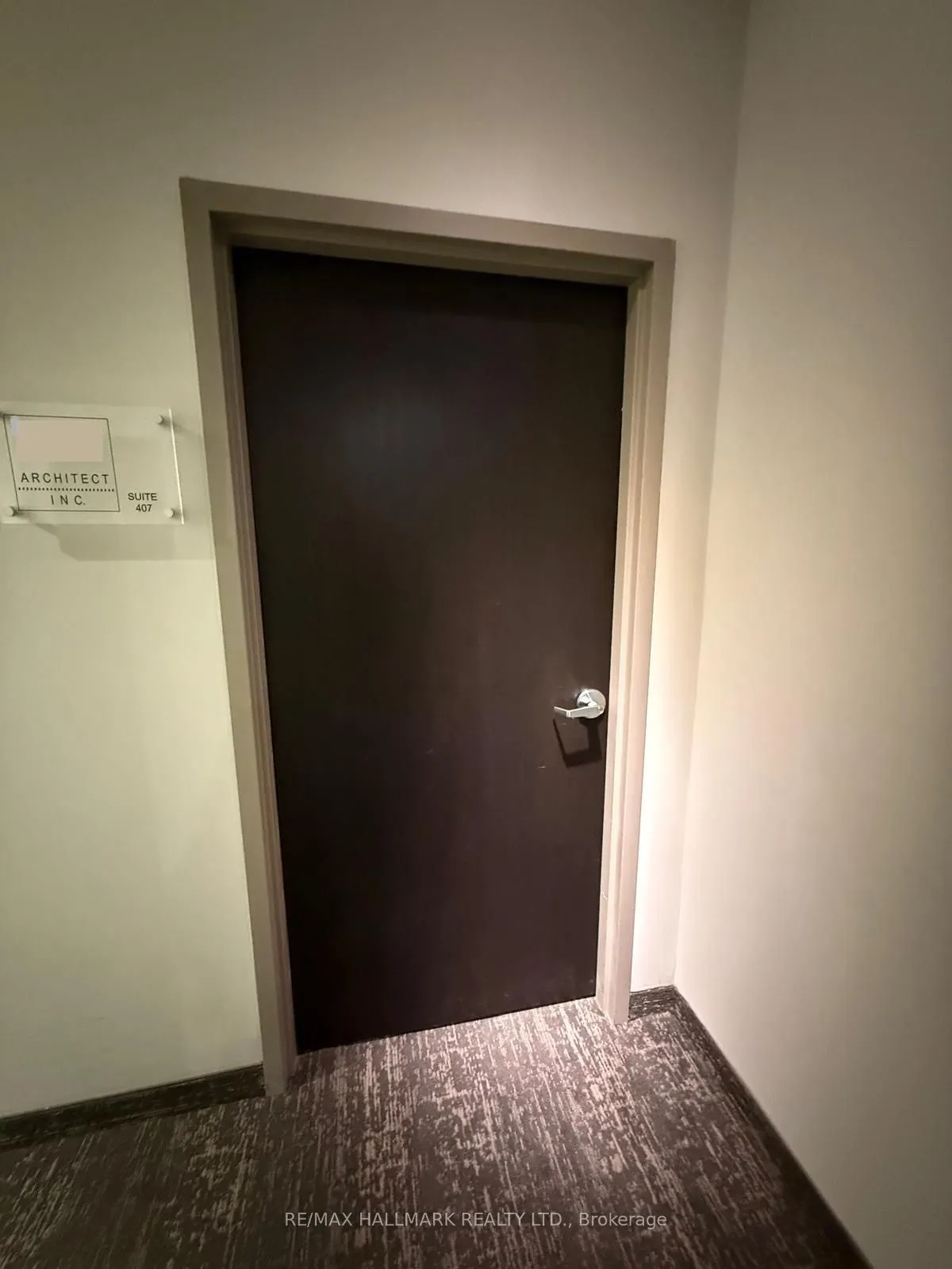 218 Export Boulevard, #407