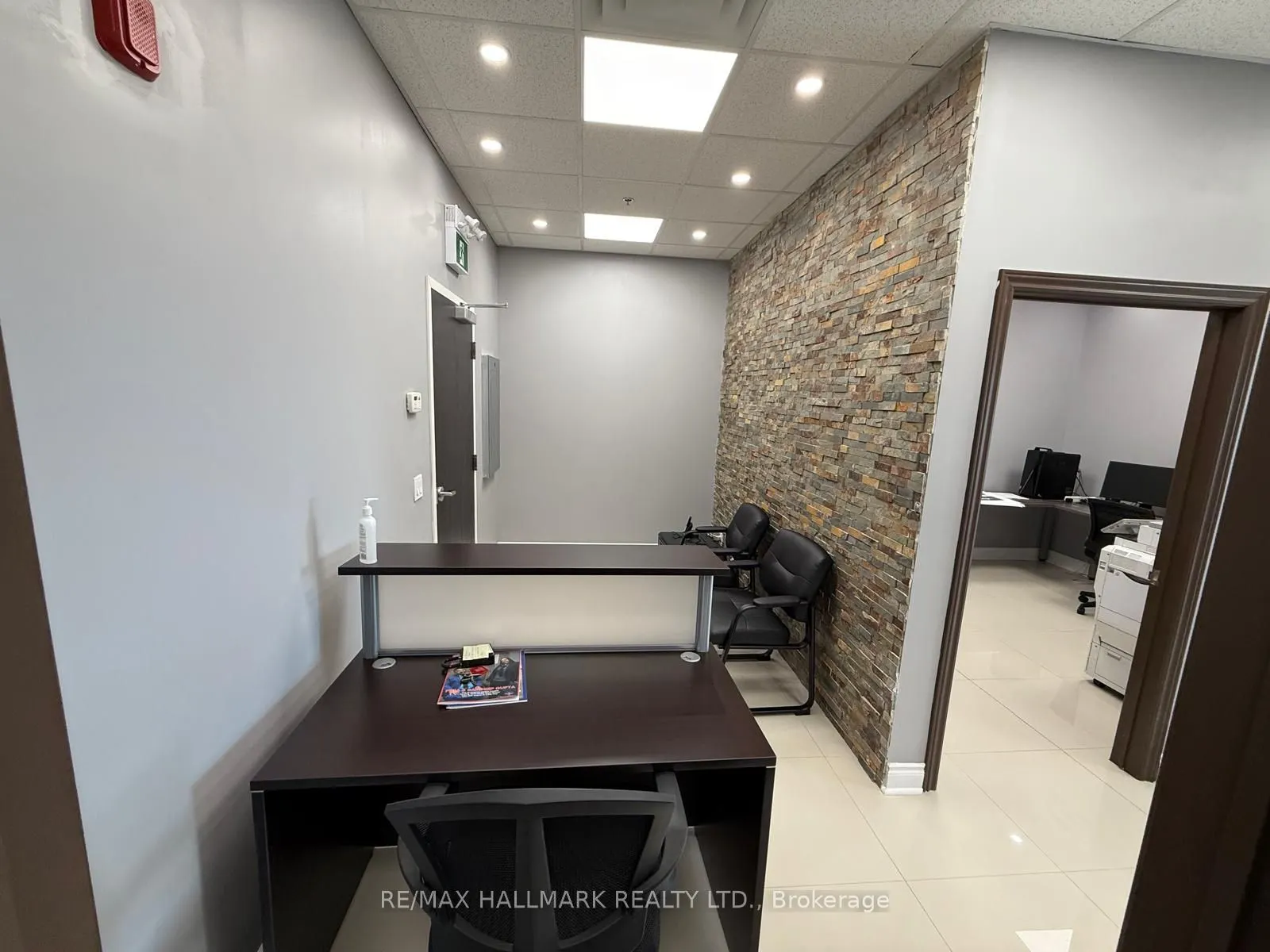 218 Export Boulevard, #407