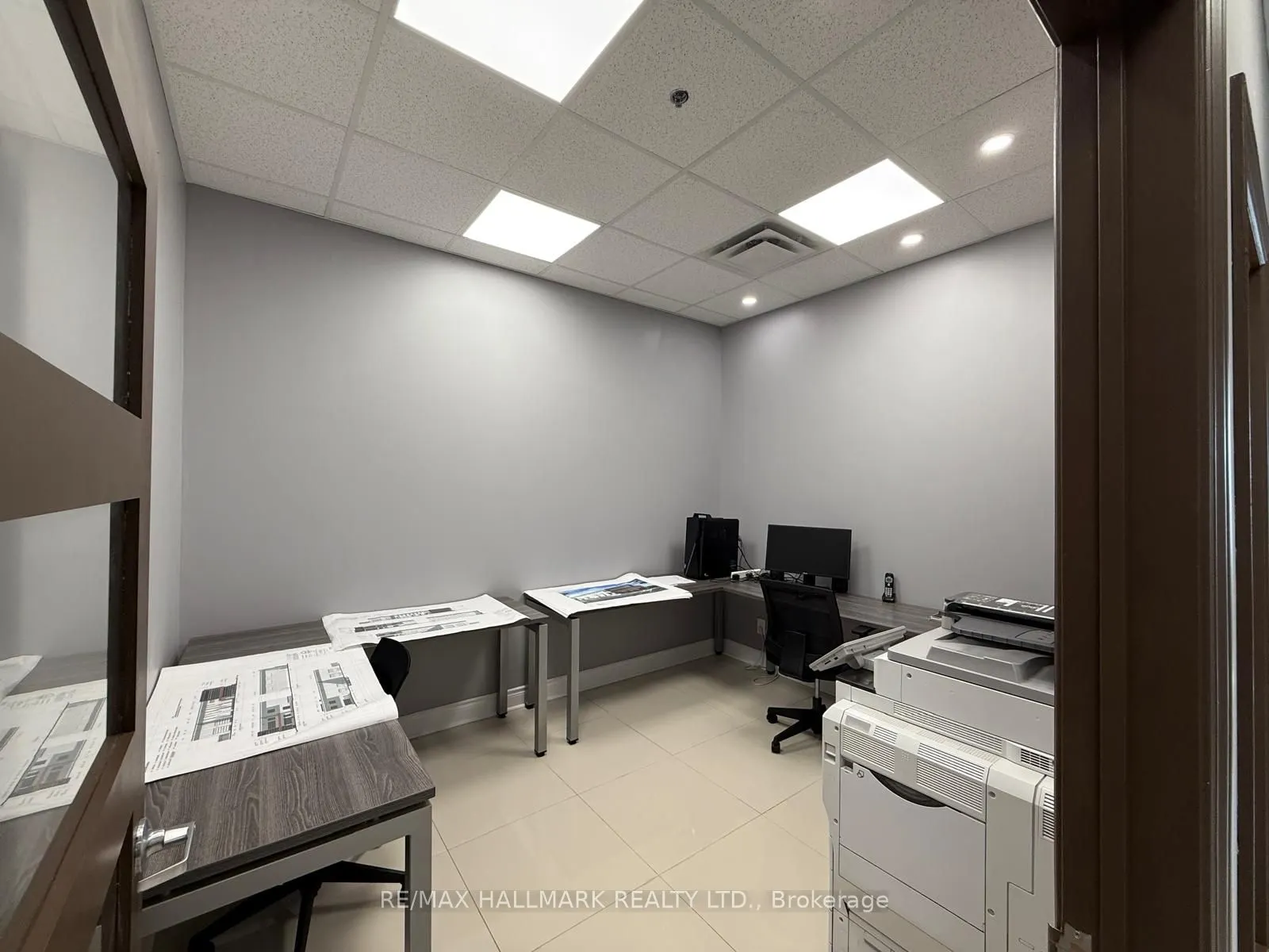 218 Export Boulevard, #407