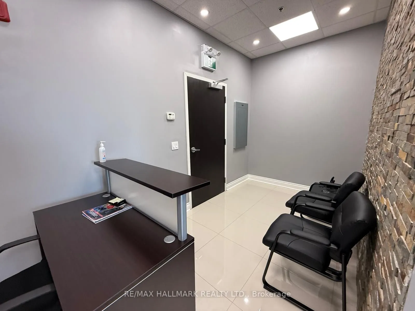 218 Export Boulevard, #407