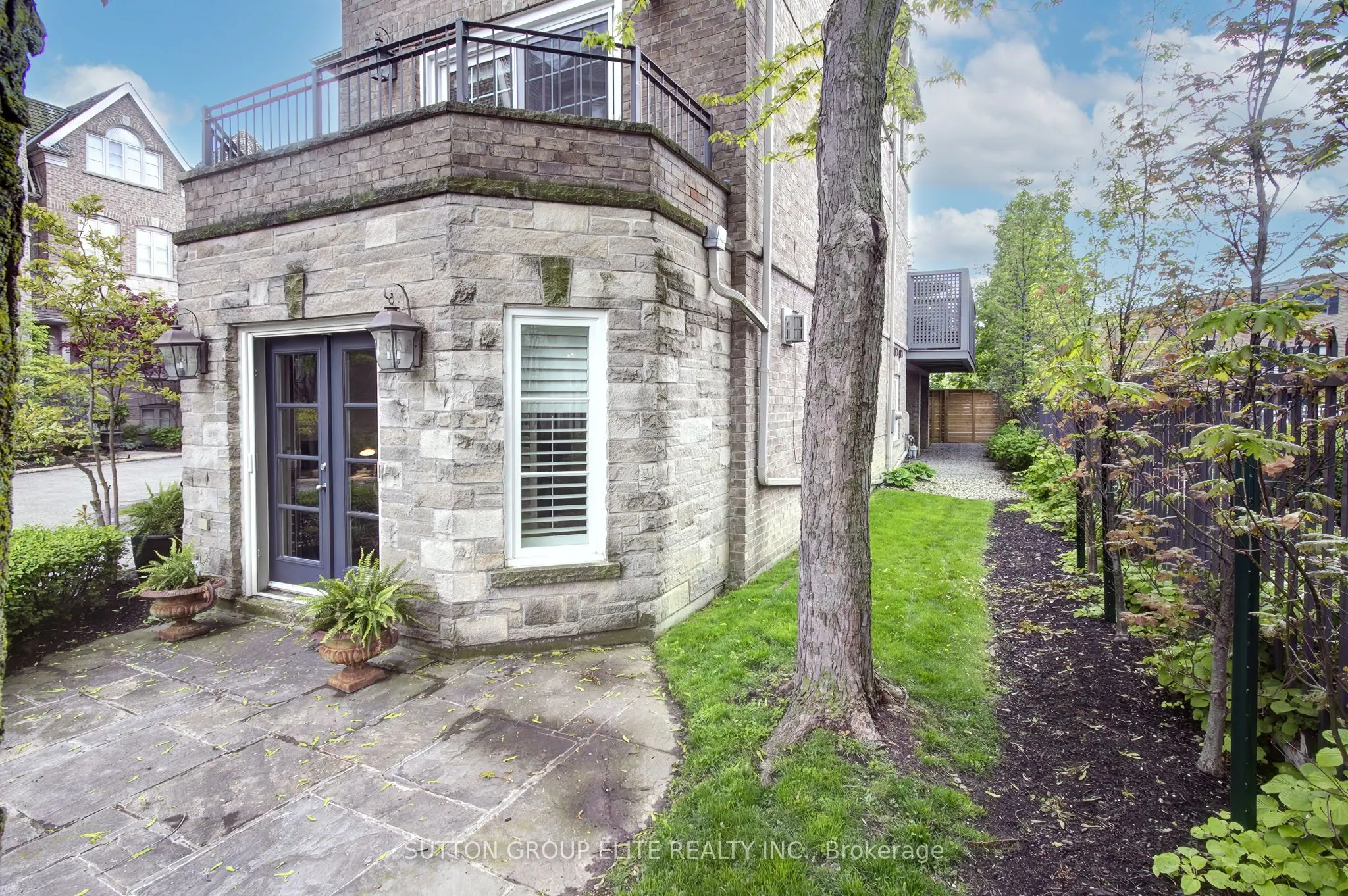 16 Nautical Lane, #16