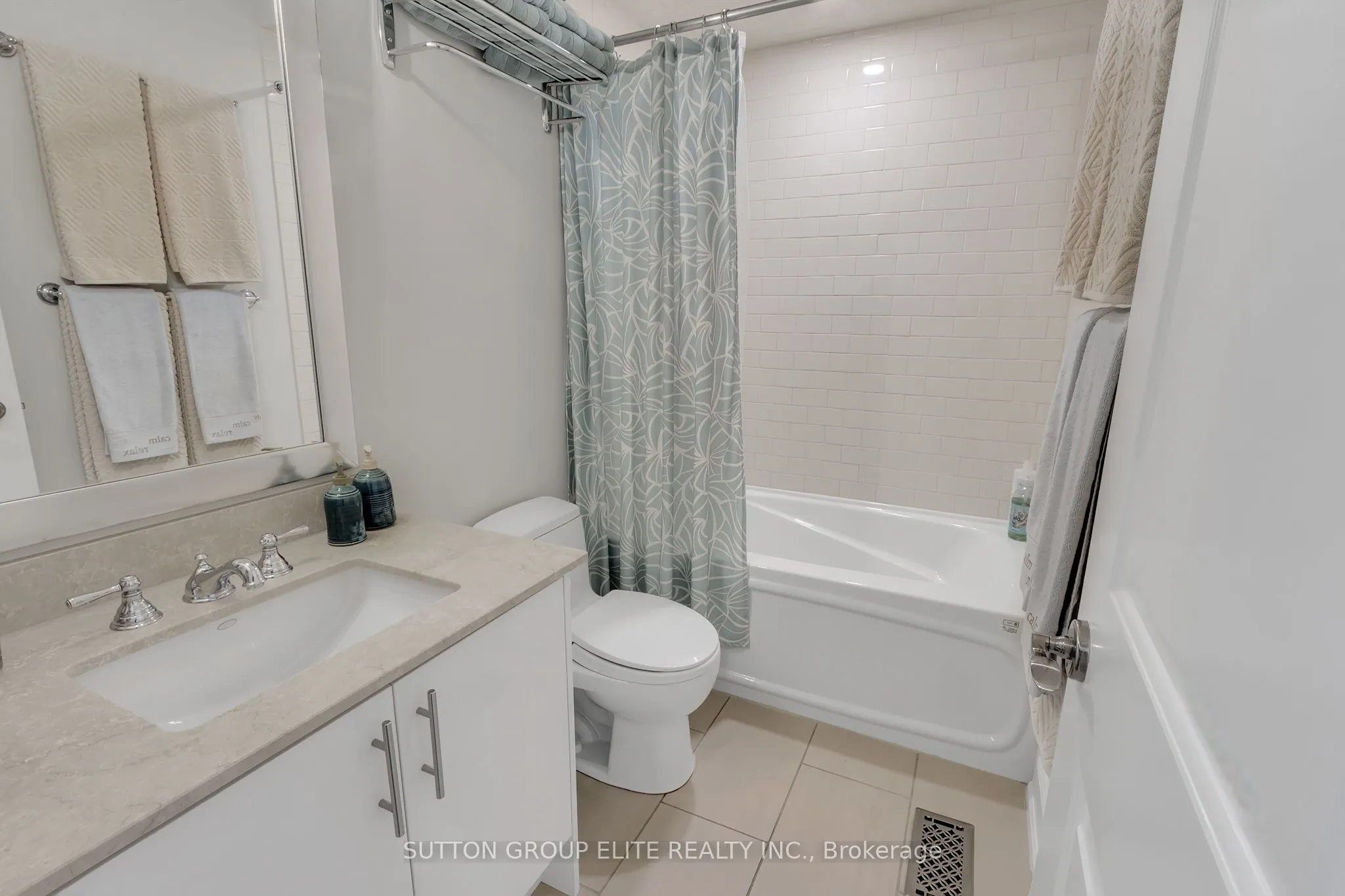 16 Nautical Lane, #16