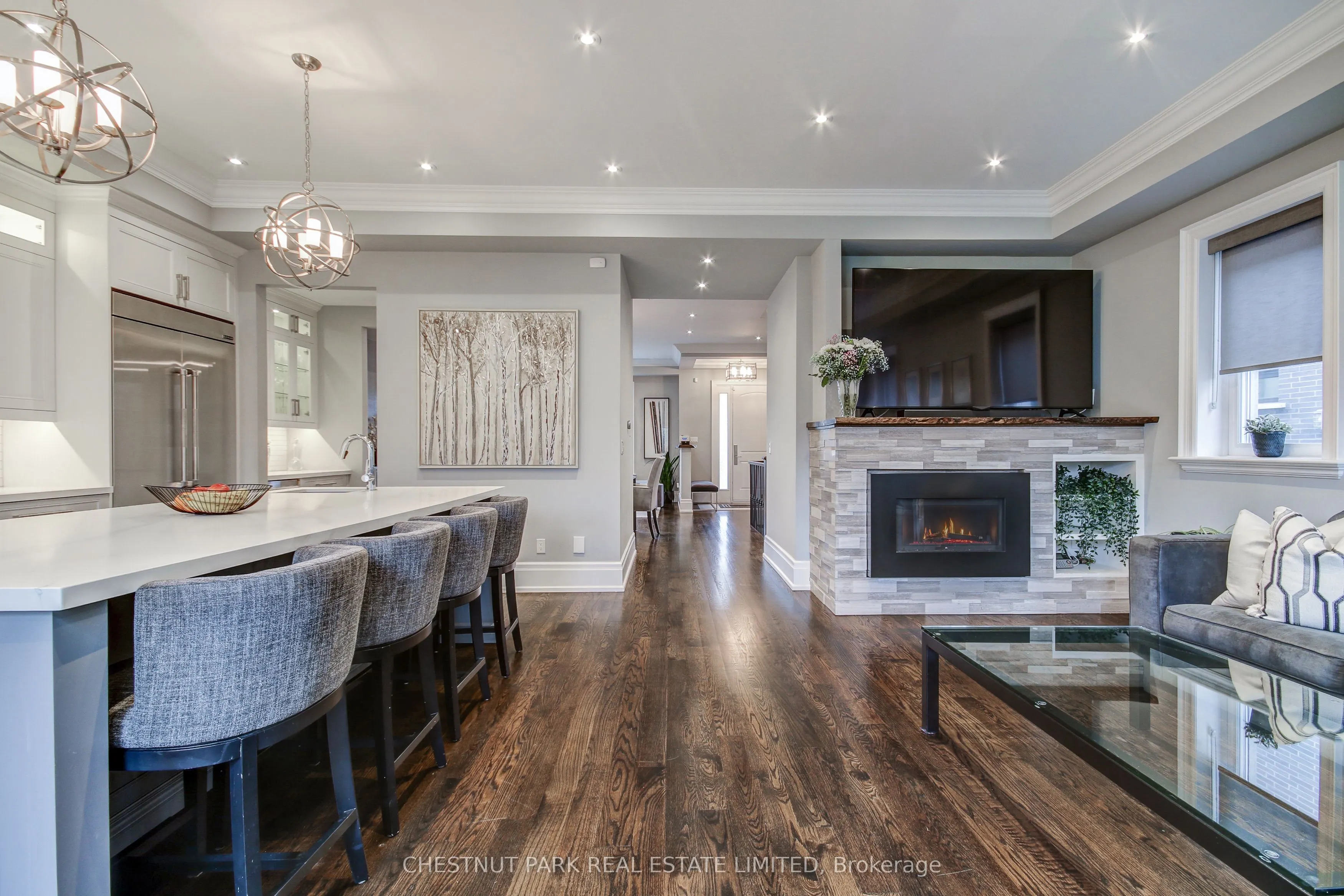 22 Lesmar Drive