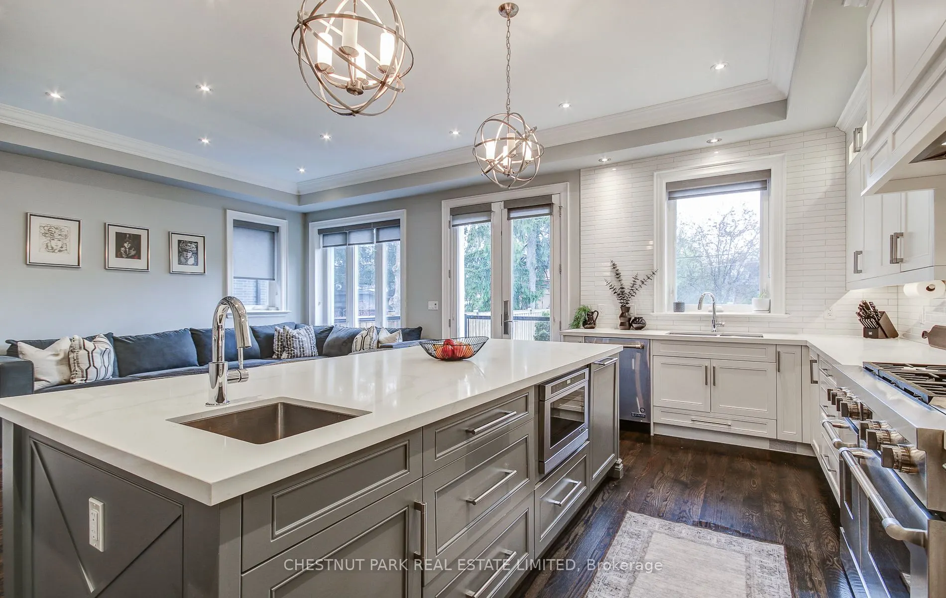 22 Lesmar Drive