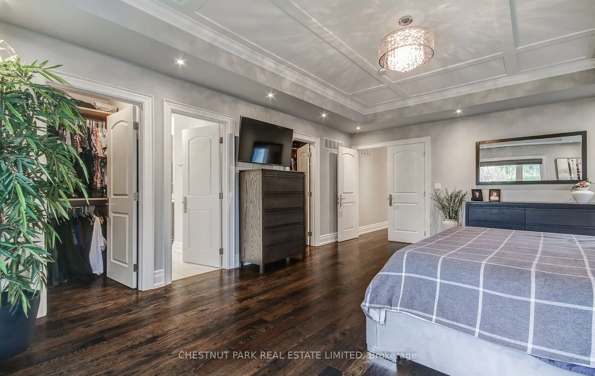 22 Lesmar Drive