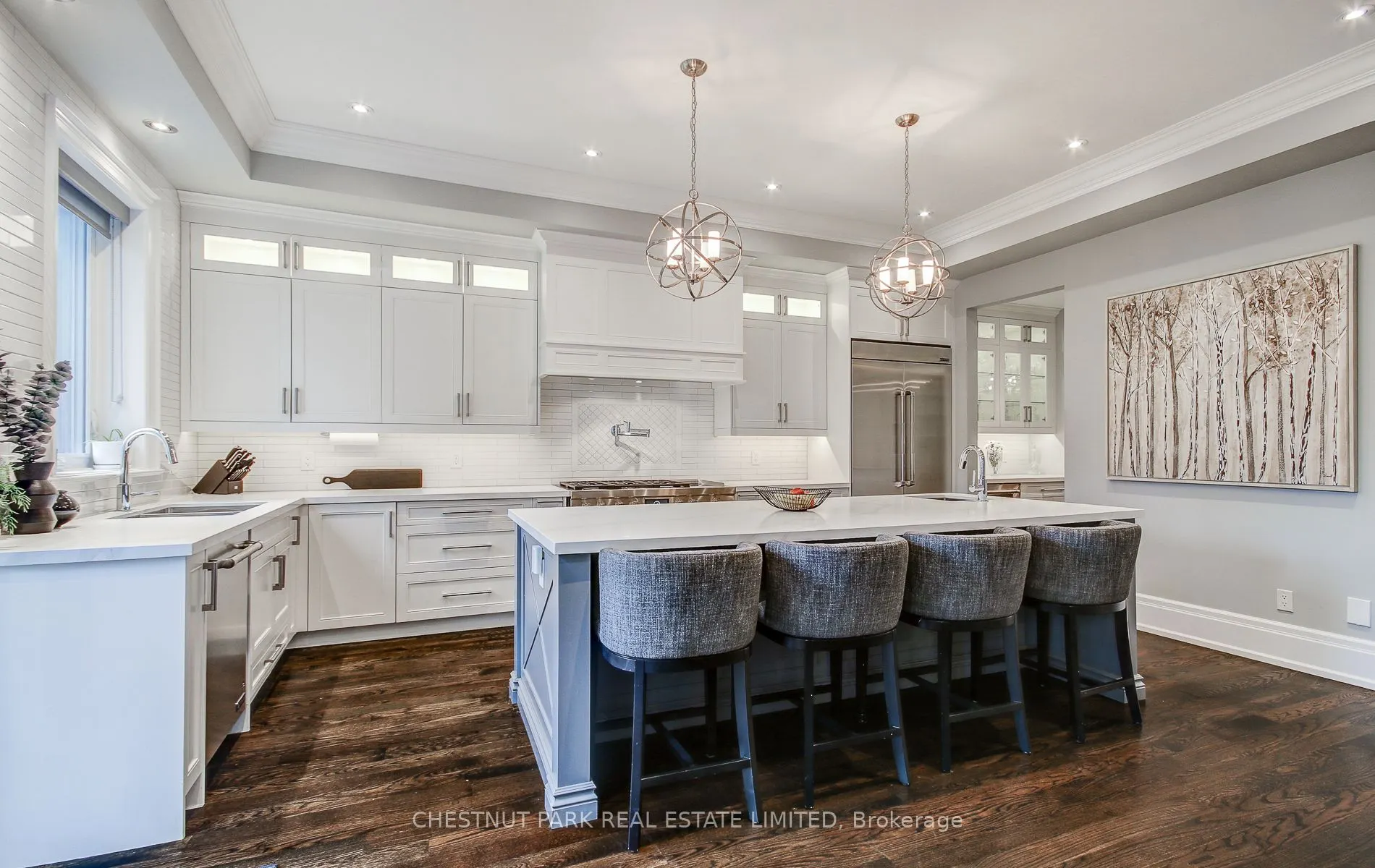 22 Lesmar Drive