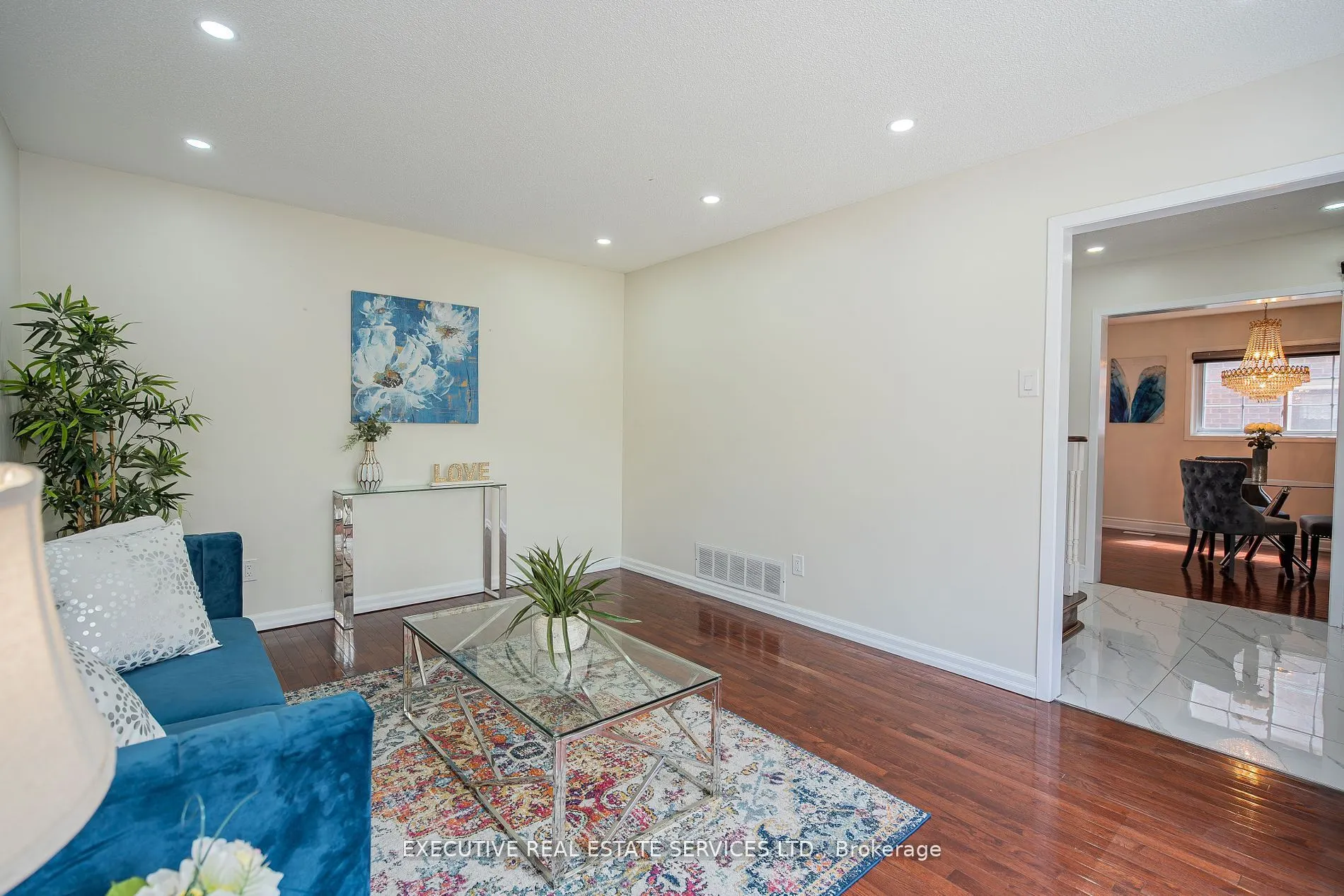 13 Stillwater Crescent