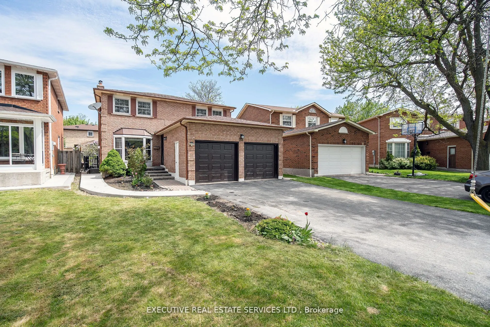13 Stillwater Crescent
