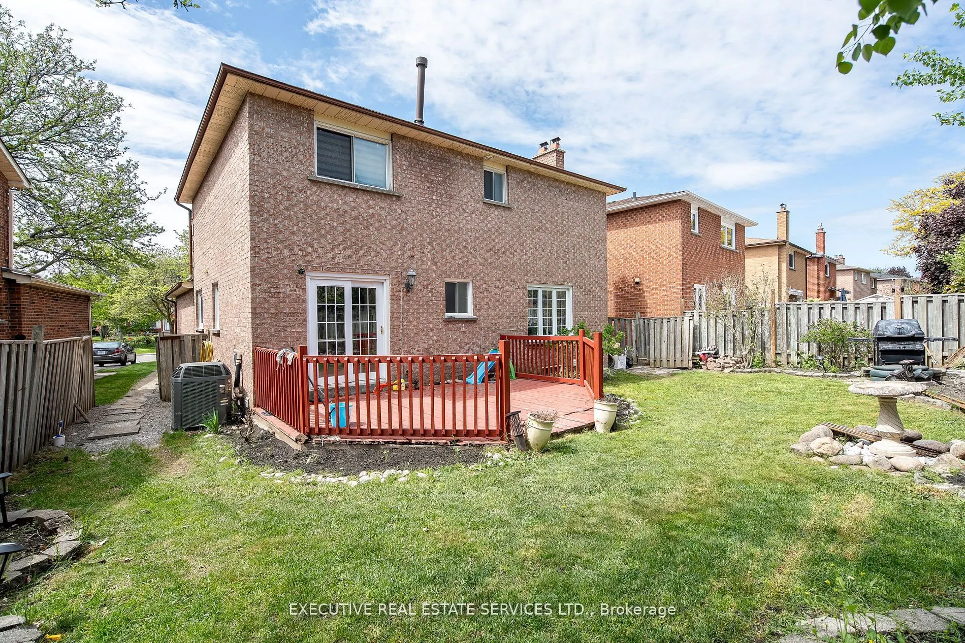 13 Stillwater Crescent