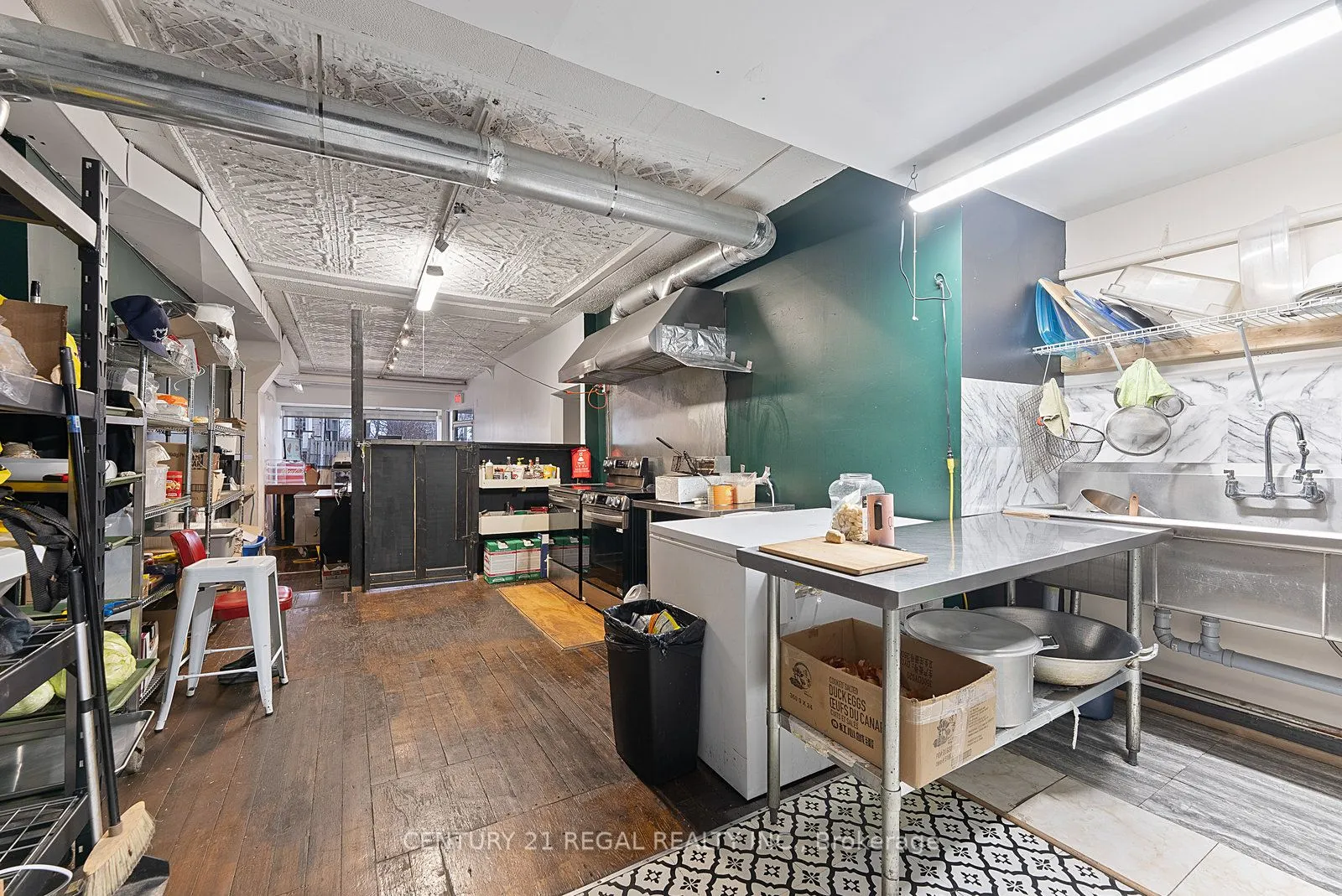 1664 Queen Street W