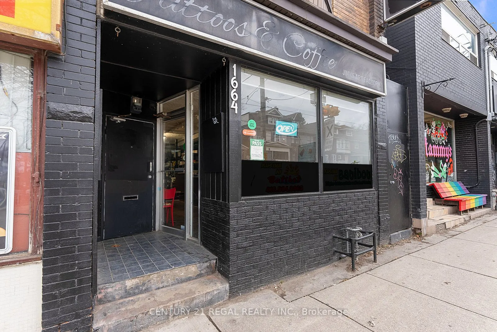 1664 Queen Street W