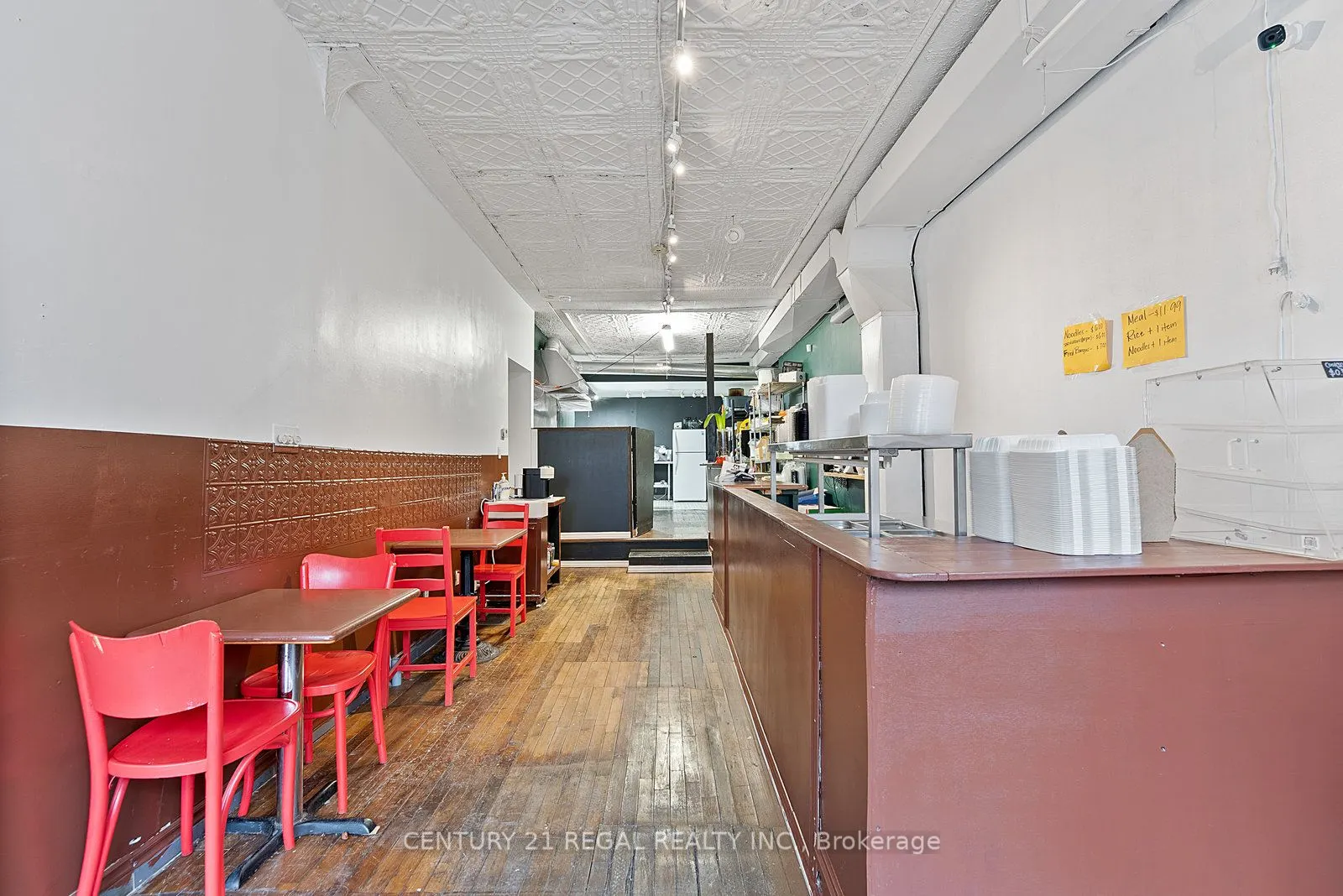 1664 Queen Street W