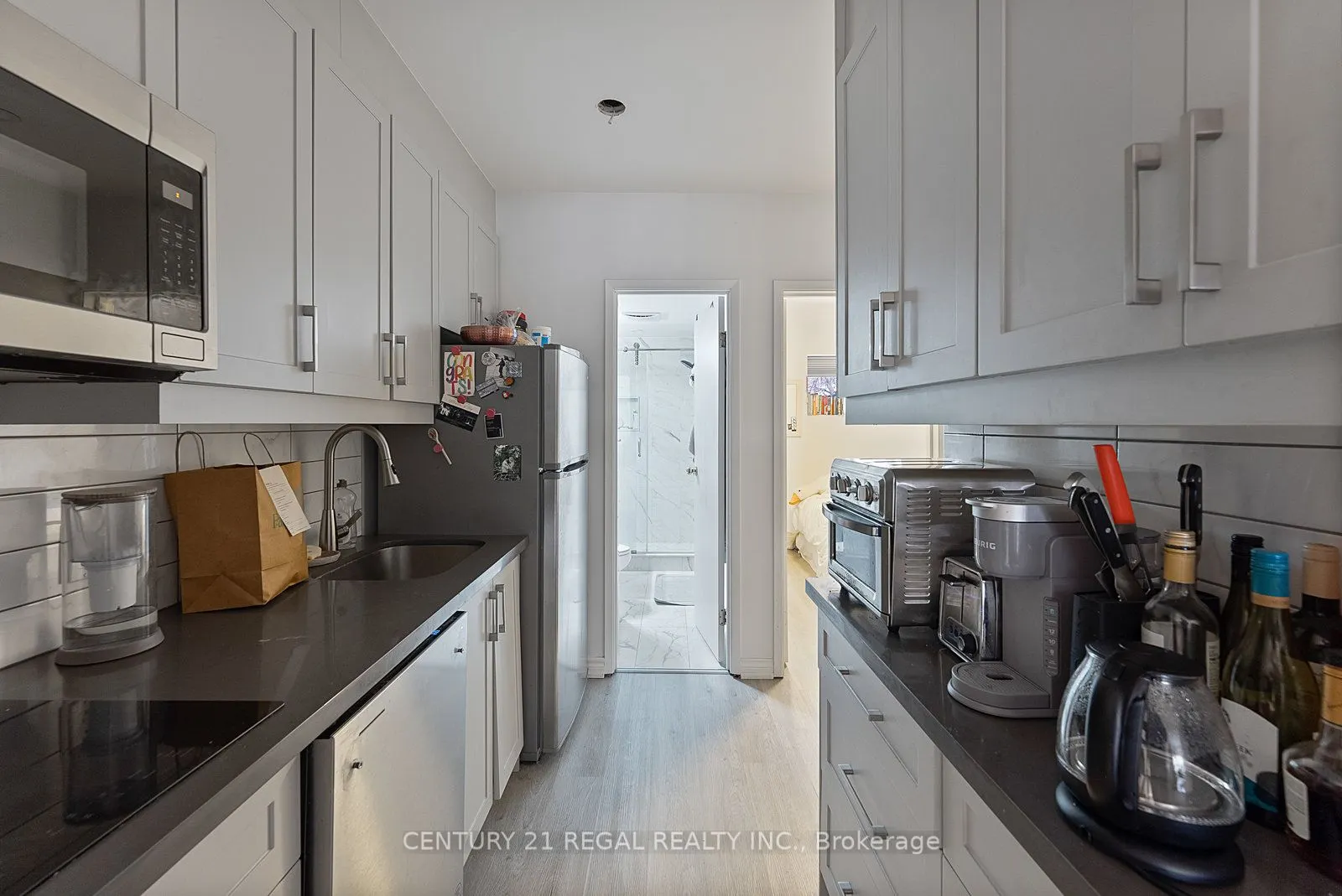 1664 Queen Street W