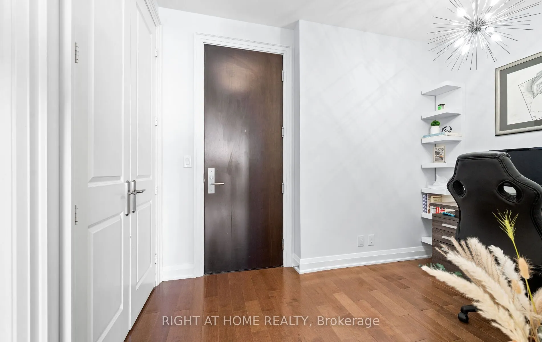 50 Absolute Avenue #4902 LPH
