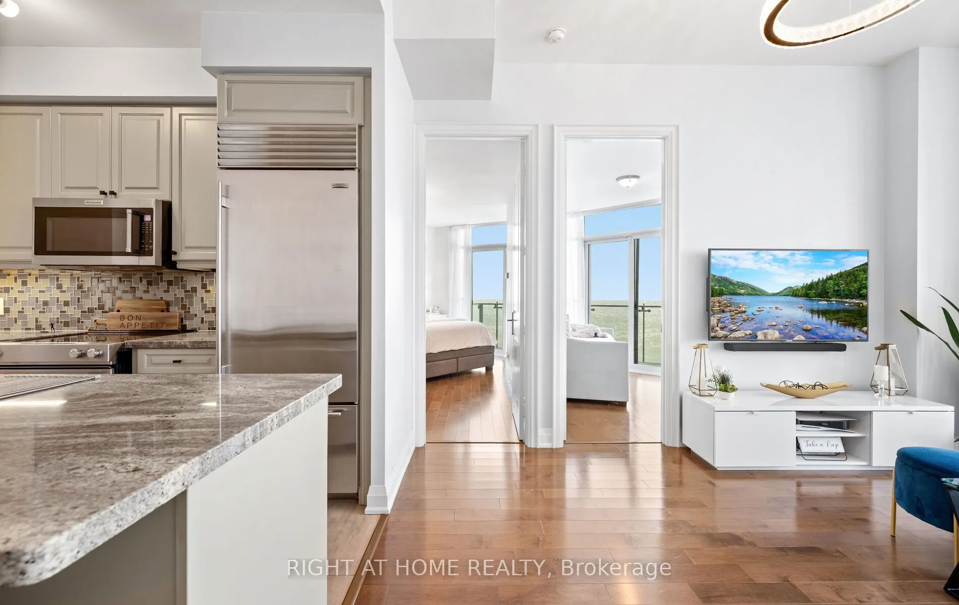 50 Absolute Avenue #4902 LPH